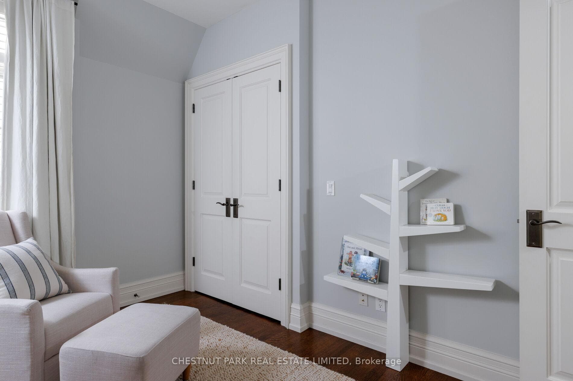 7 Strathgowan Crescent photo 36