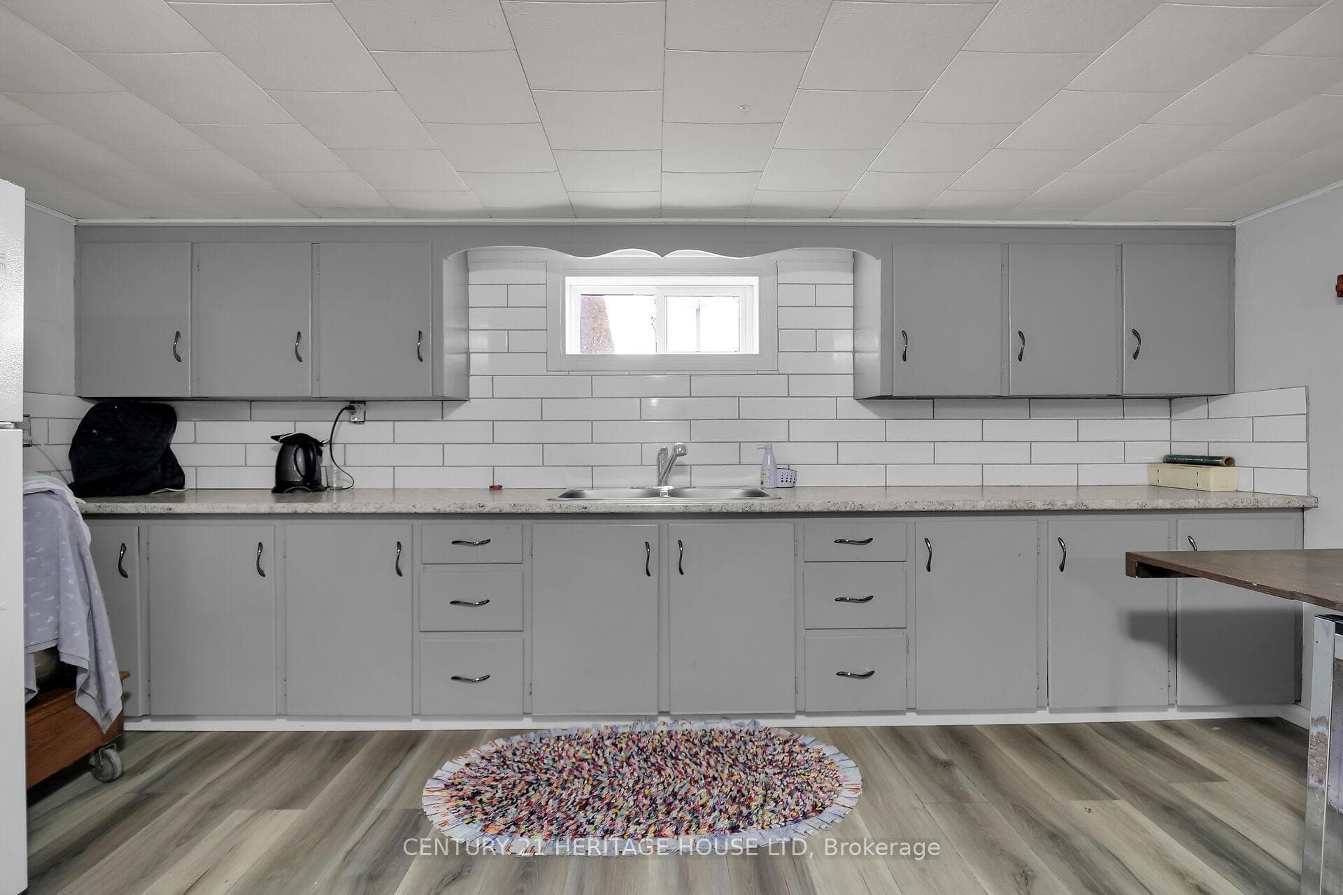 8835 Plank Road photo 19