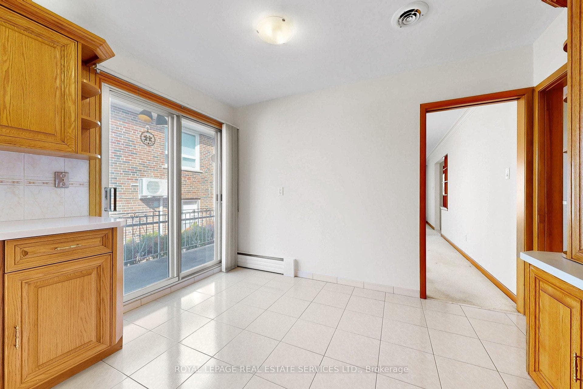 27 Peacham Crescent photo 7