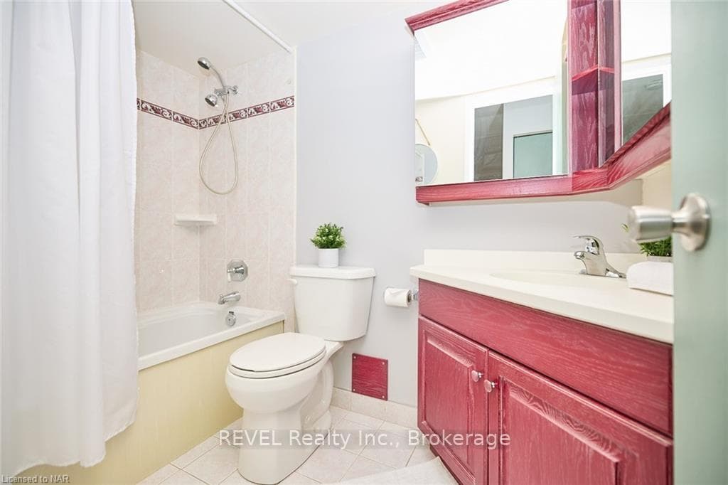 6 WESTLAKE Lane Unit 202 photo 20