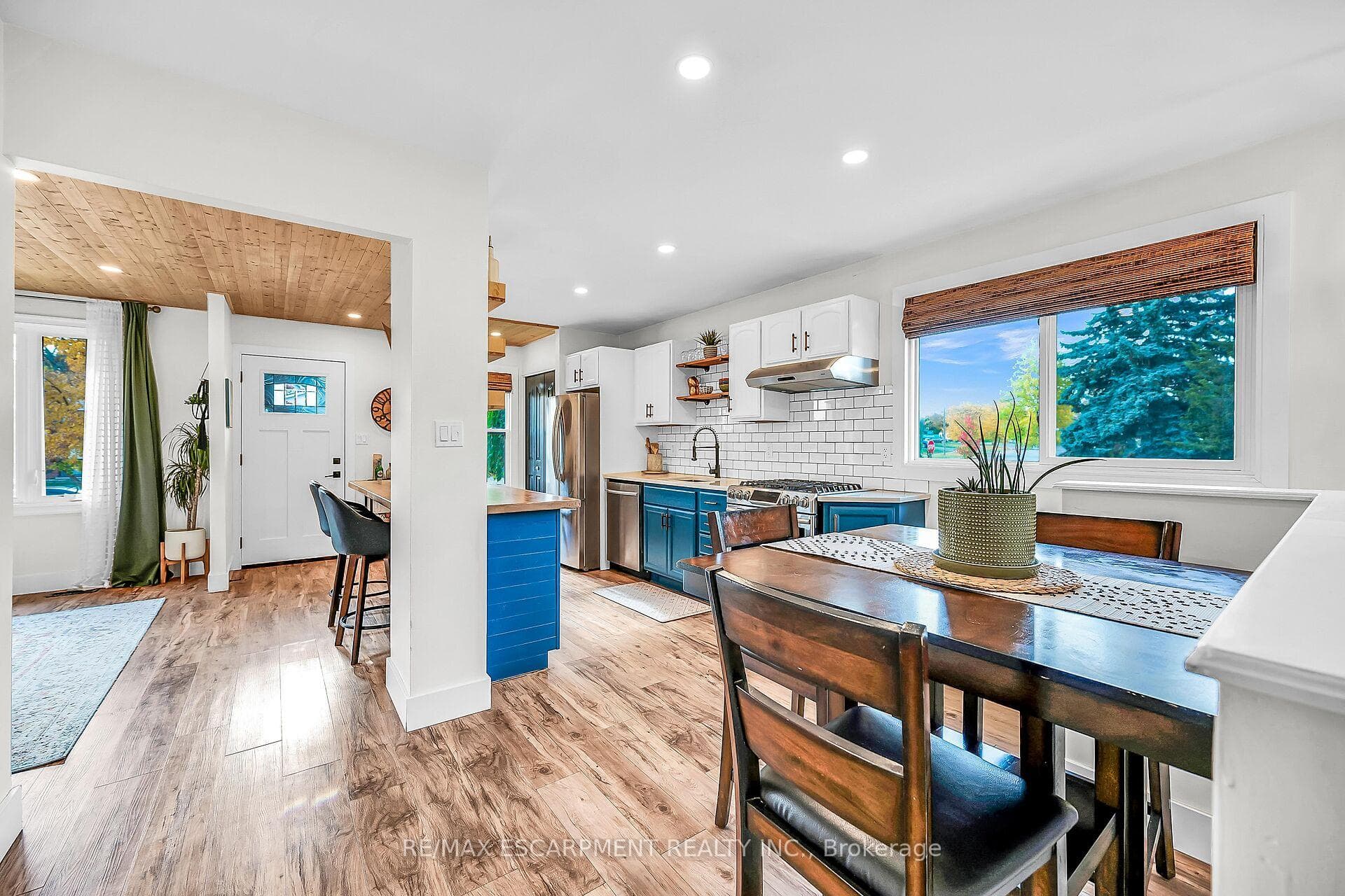 45 CHILTON Drive photo 16