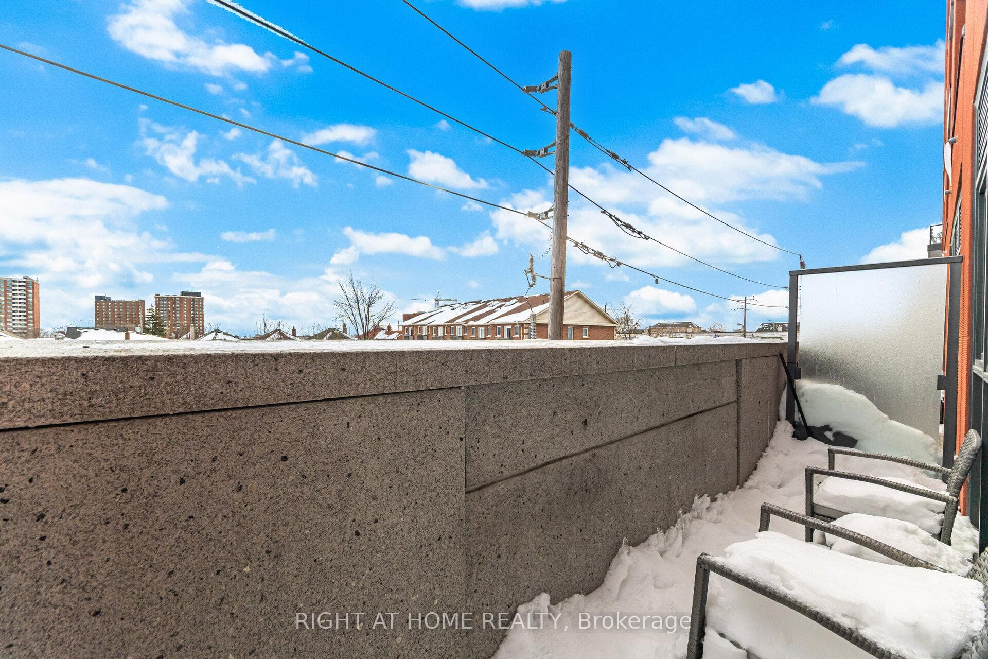 2433 Dufferin Street Unit 301 photo 31