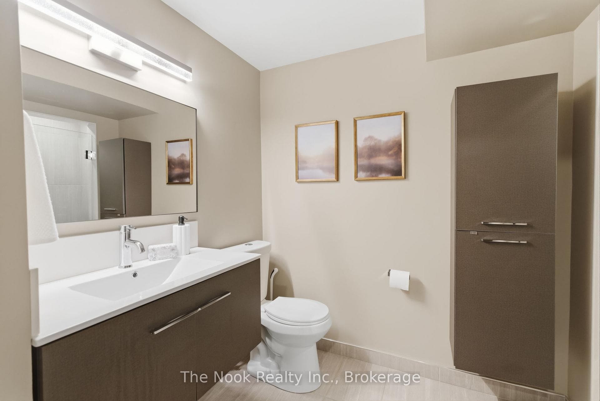 5 Teddington Crescent photo 25