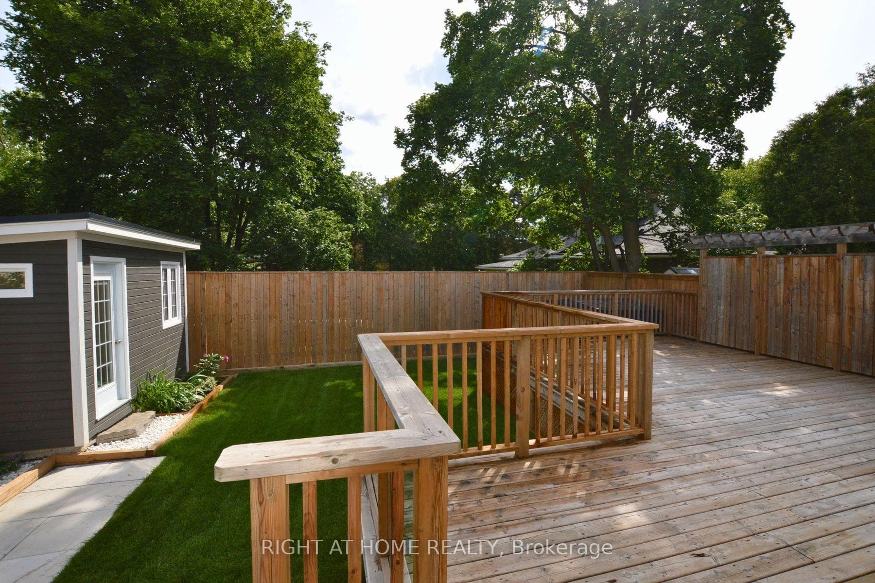 62 Charles Street photo 38
