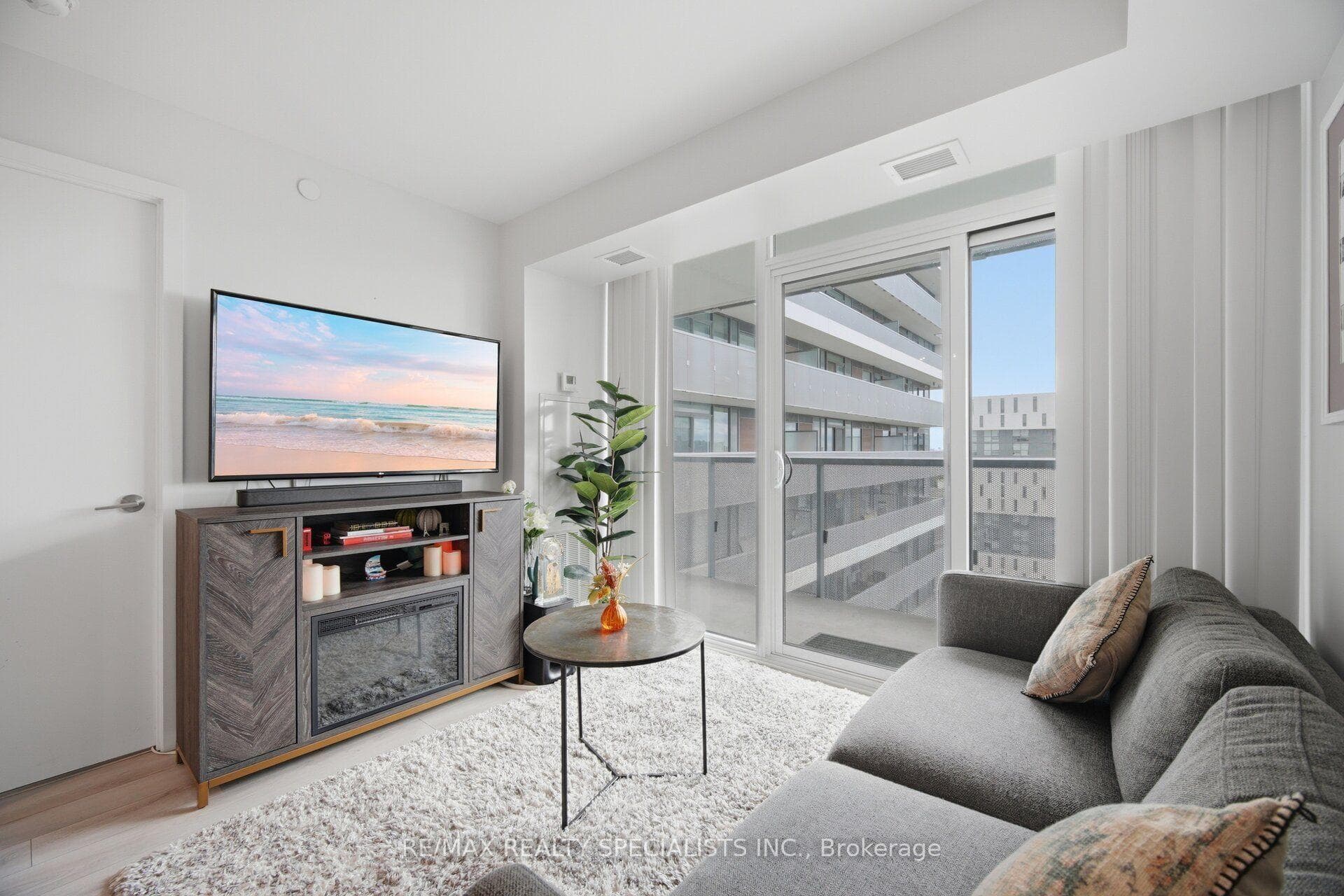 160 Flemington Road Unit 1222 photo 22