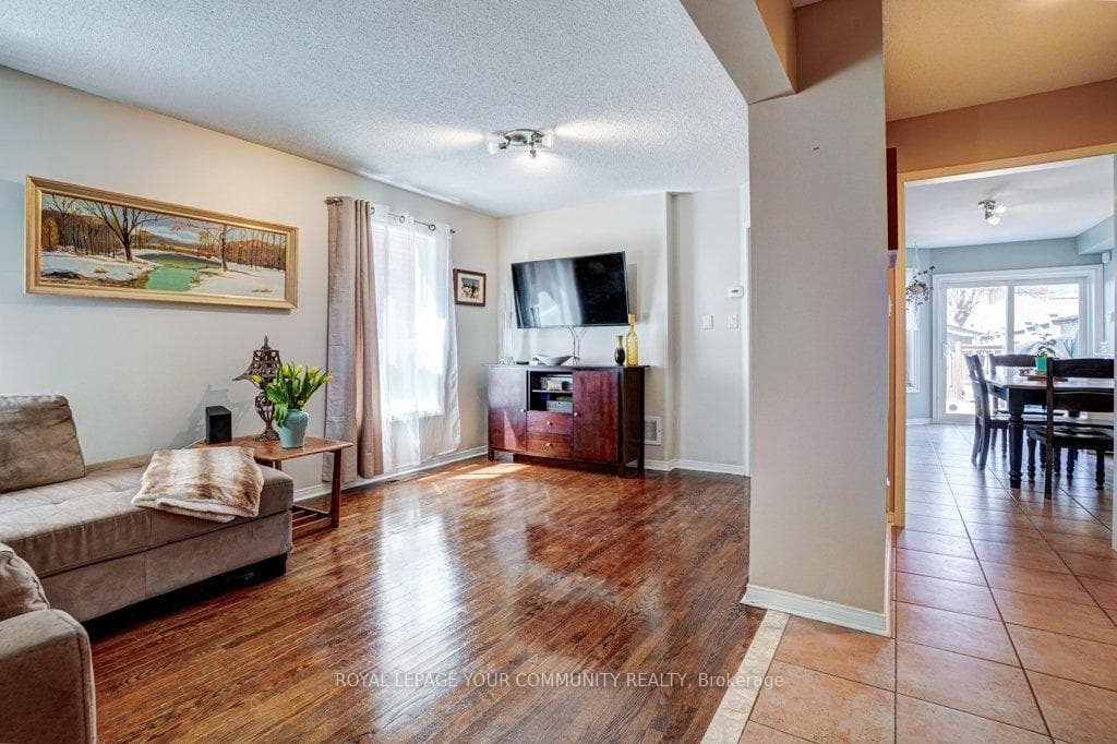 27 Hubert Corless Drive photo 10