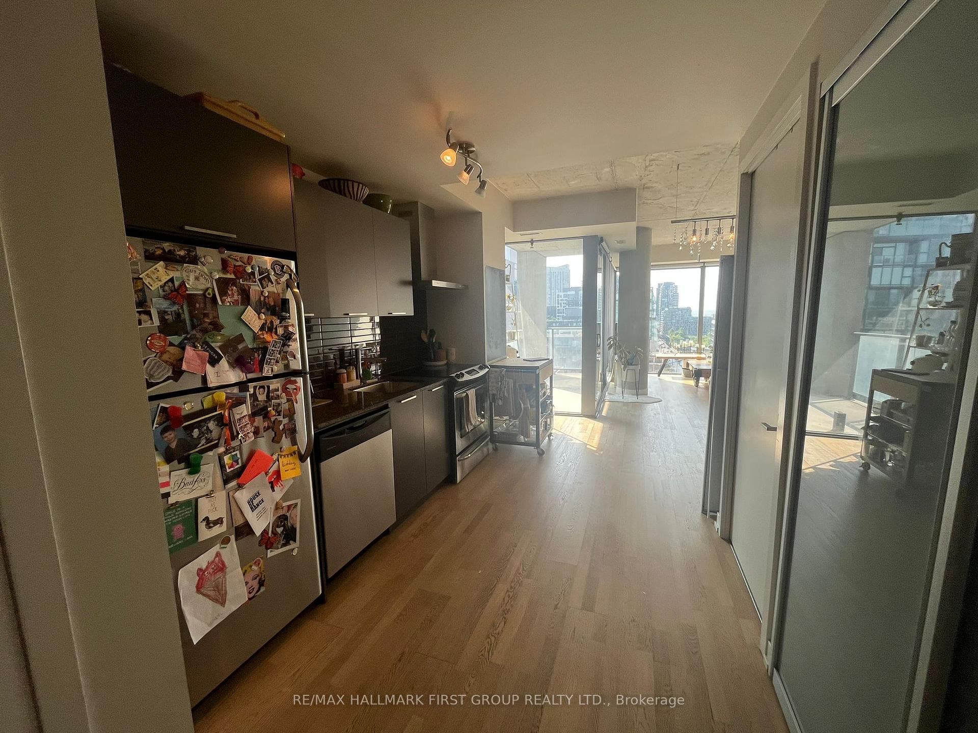 95 Bathurst Street Unit 1204 photo 7
