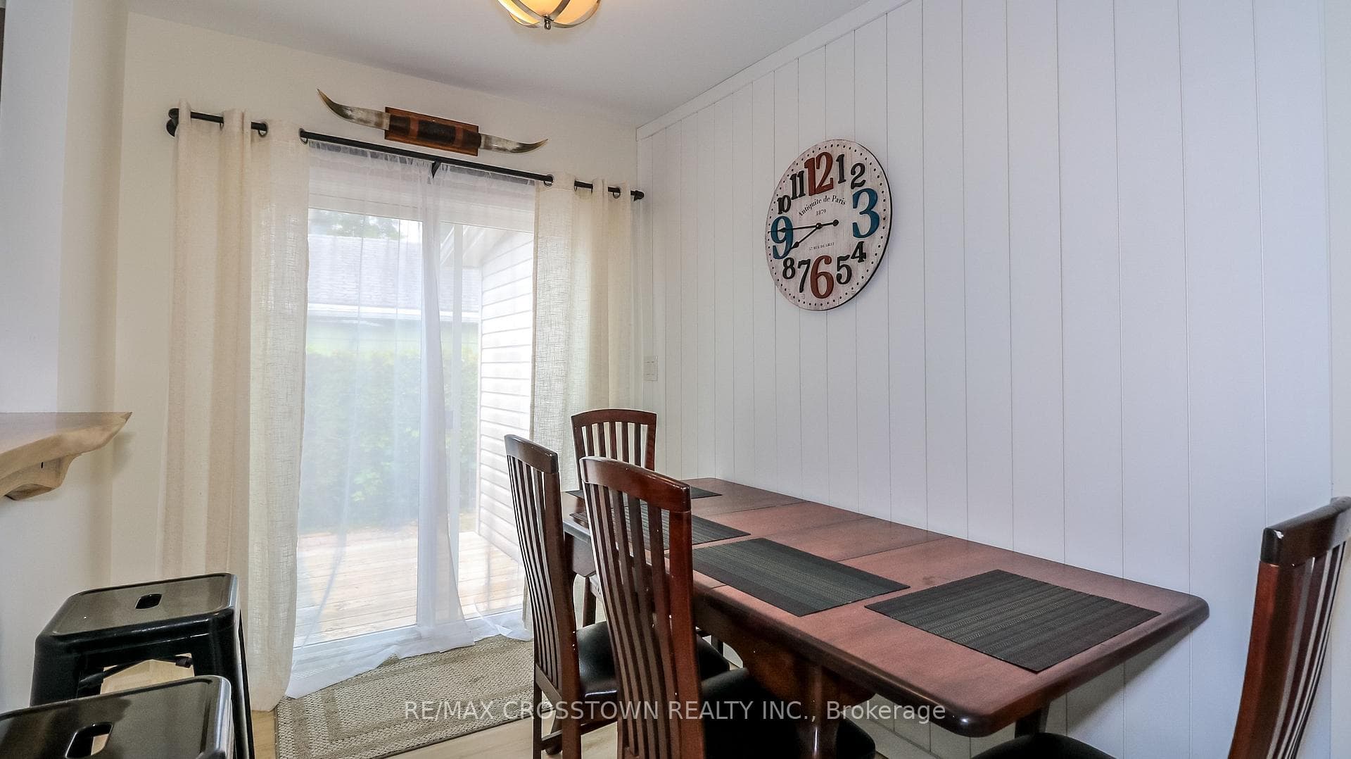 706 Reid Street photo 22