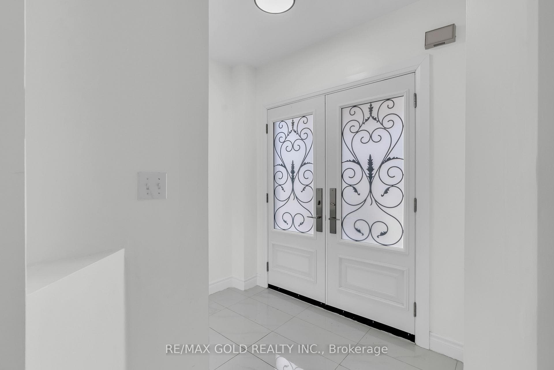 5842 Questman Hollow photo 4