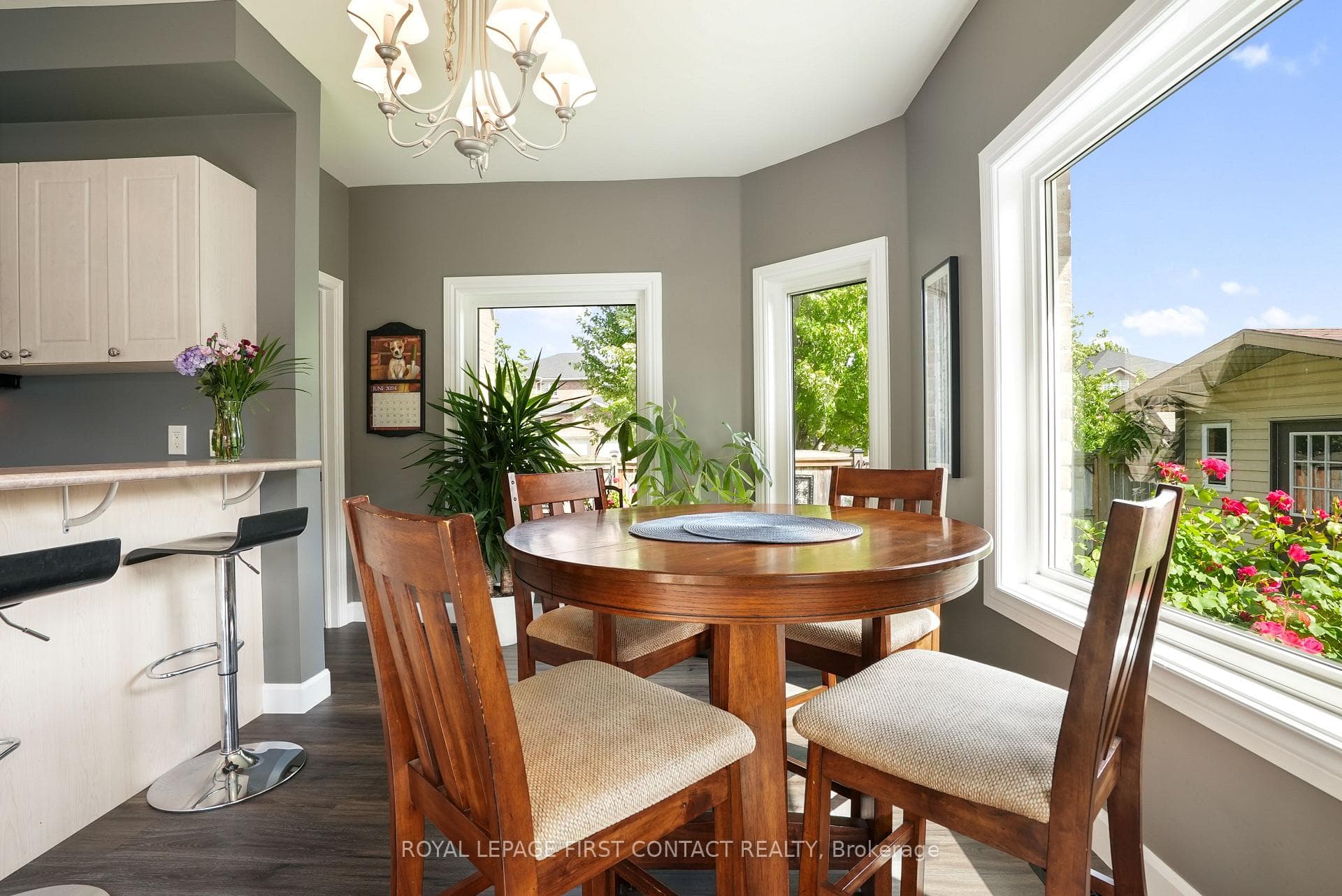 55 Joseph Crescent photo 13