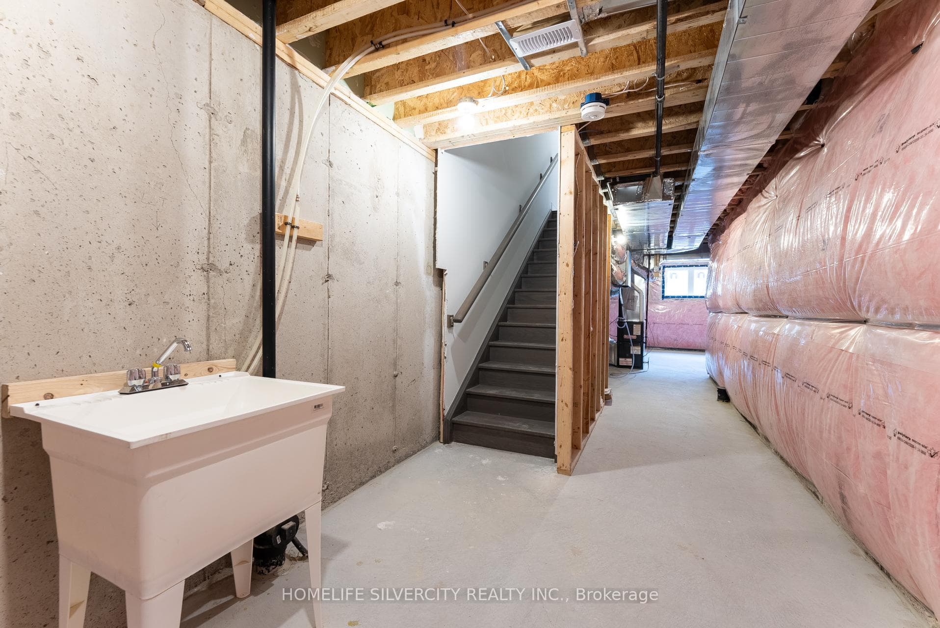 203 Tennant Circle photo 36