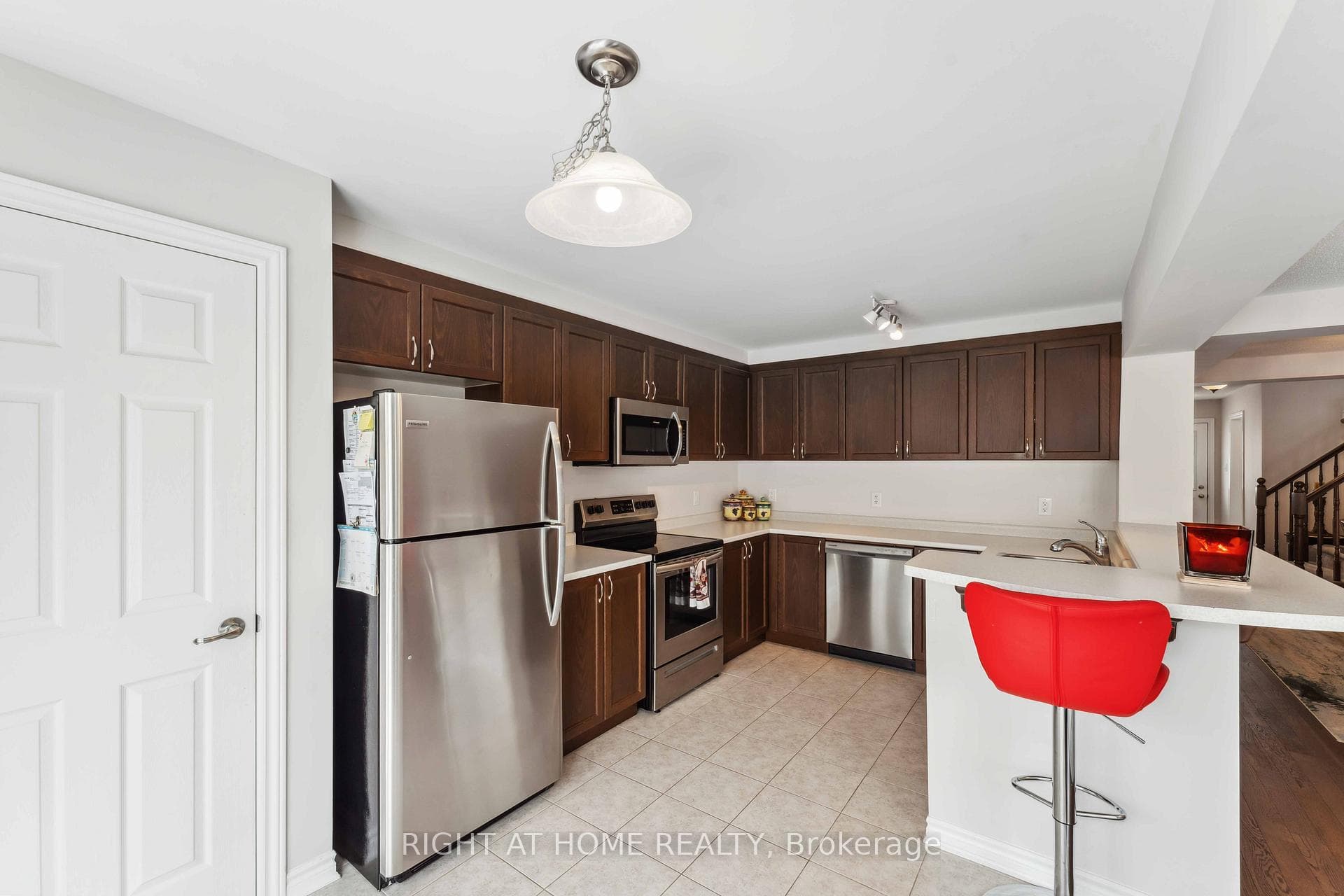 123 LANCELEAF Way photo 15