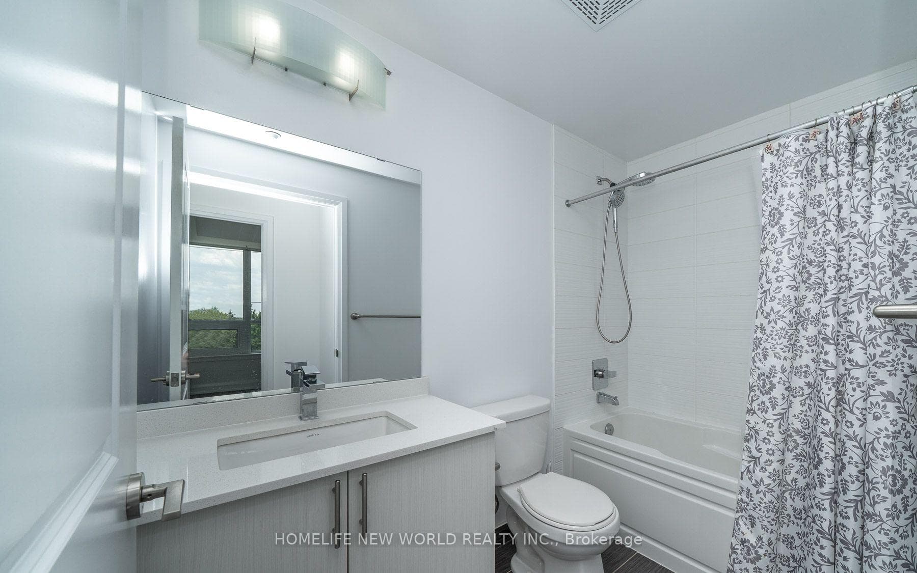 7900 Bathurst Street Unit 318 photo 16