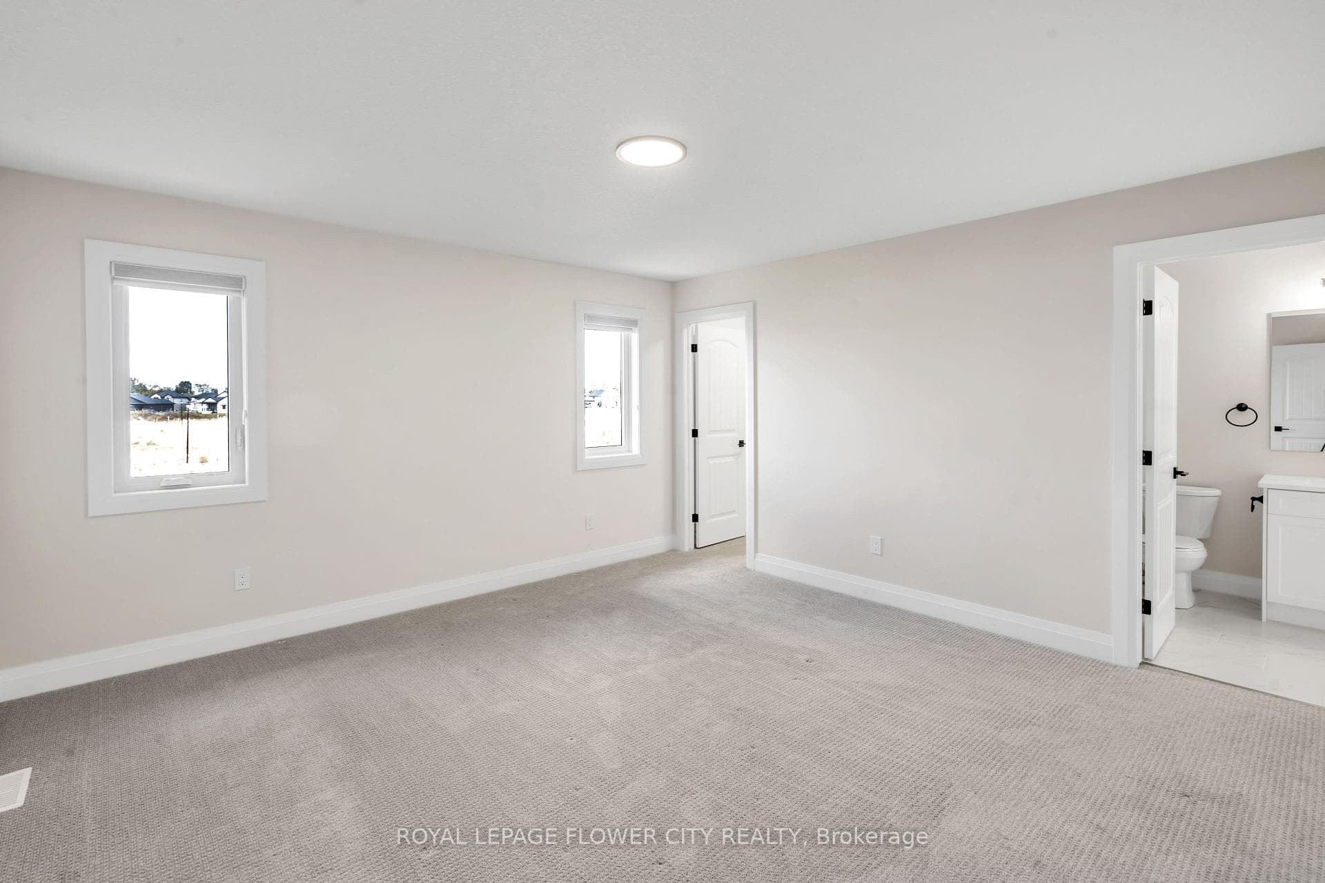 54 Optimist Drive photo 31