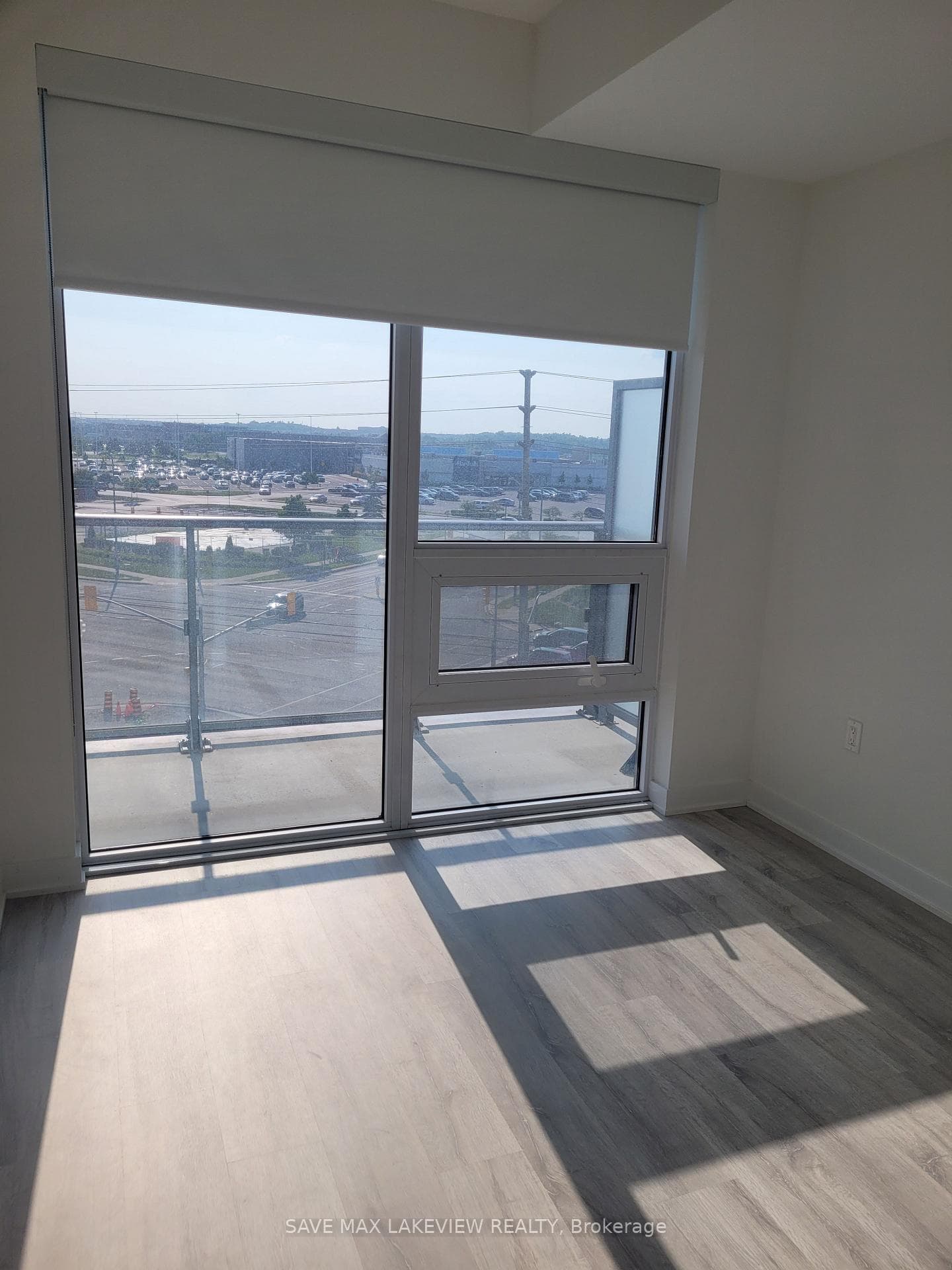 4655 Metcalfe Avenue Unit 510 photo 17