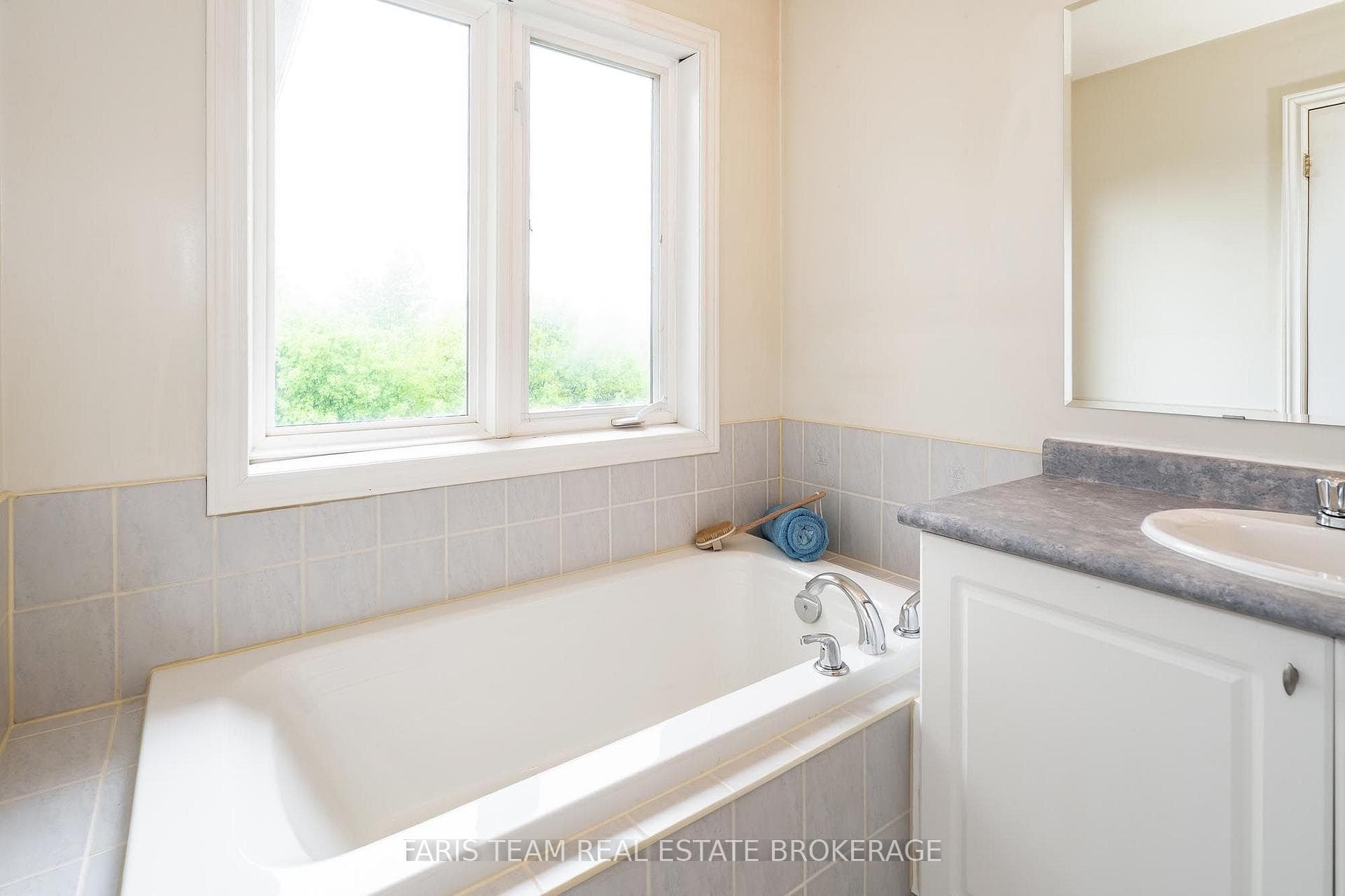 1244 Mary-Lou Street photo 16