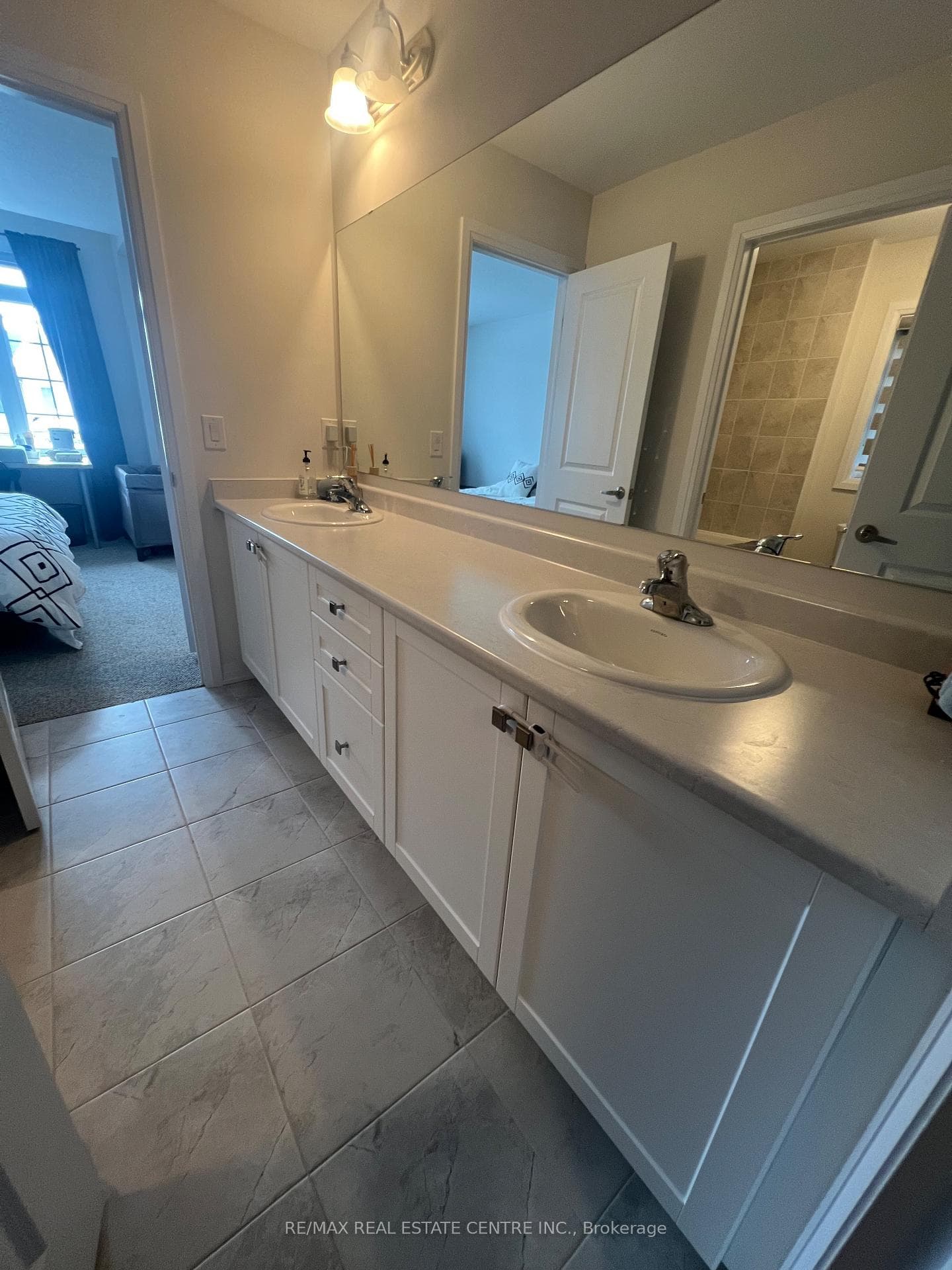 165 Dingman Street photo 18