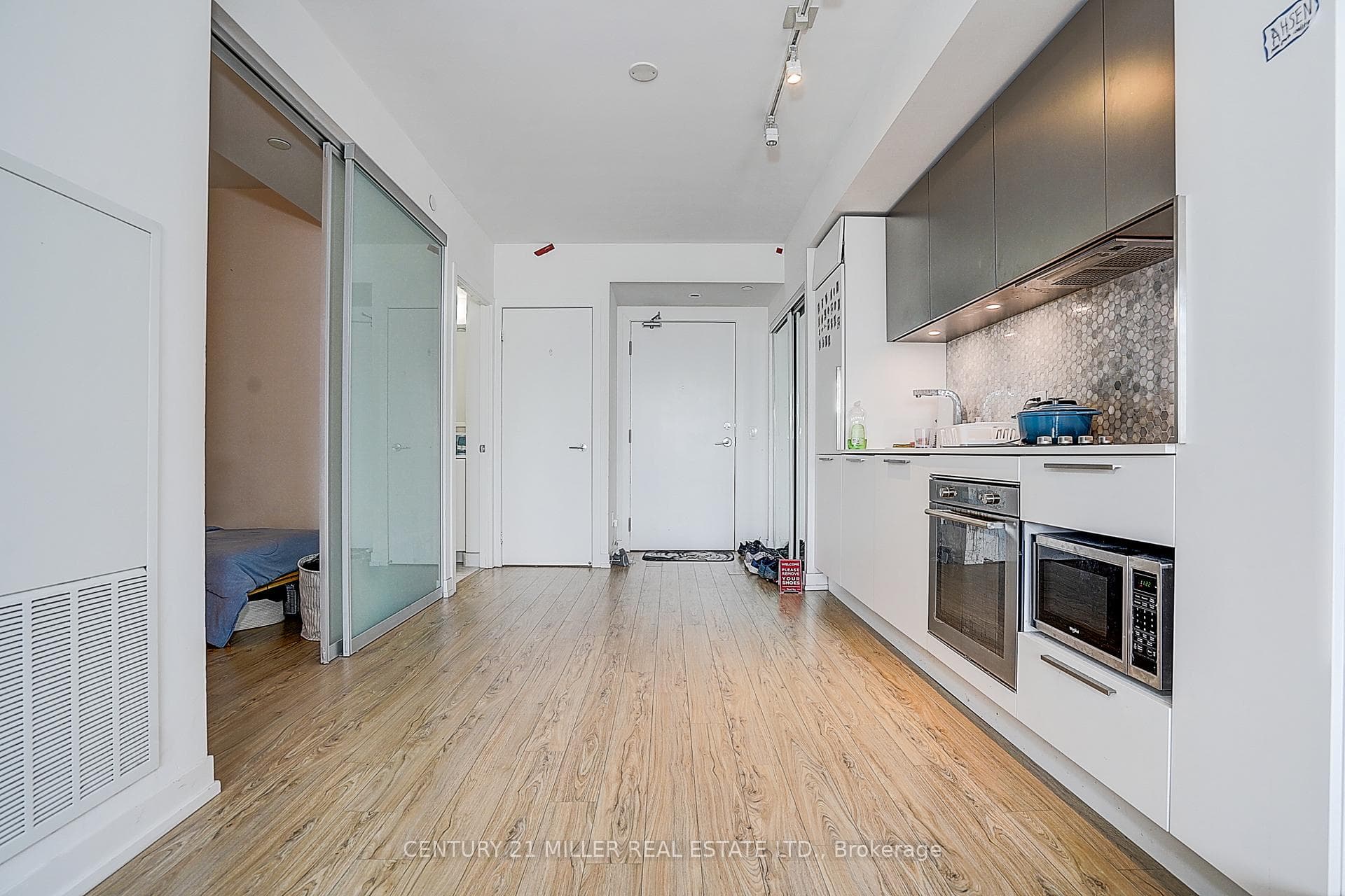 Open Kitchen And Suite Entry View