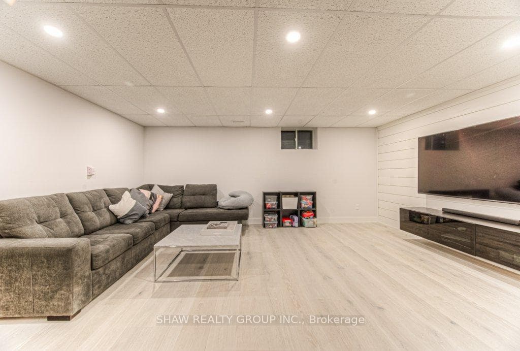 104 Hollybrook Trail photo 27