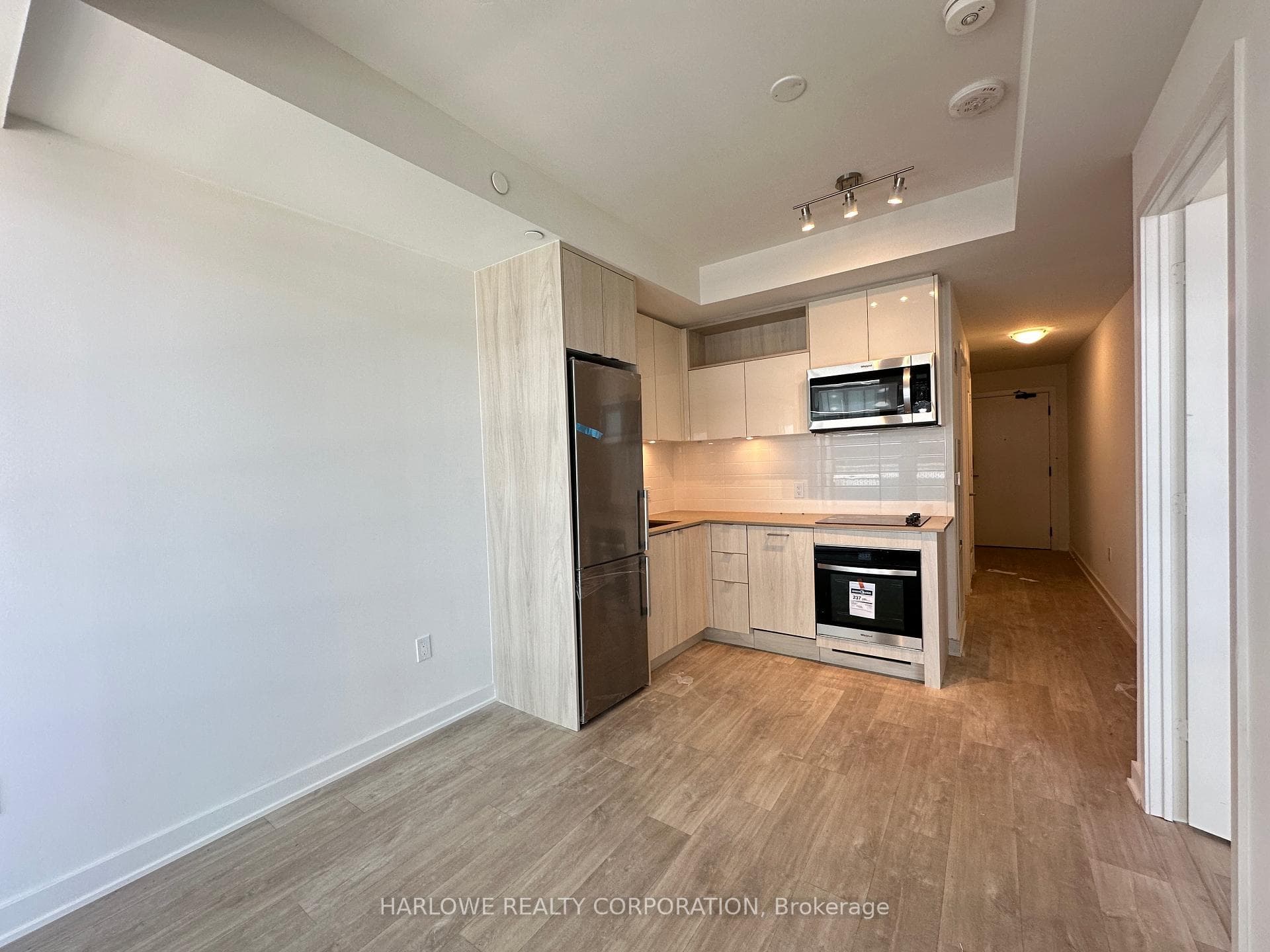 135 Lower Sherbourne Street Unit 2118 W photo 2