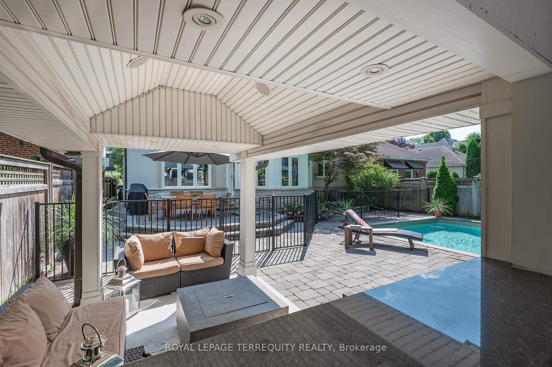 72 EAGLE Road photo 42