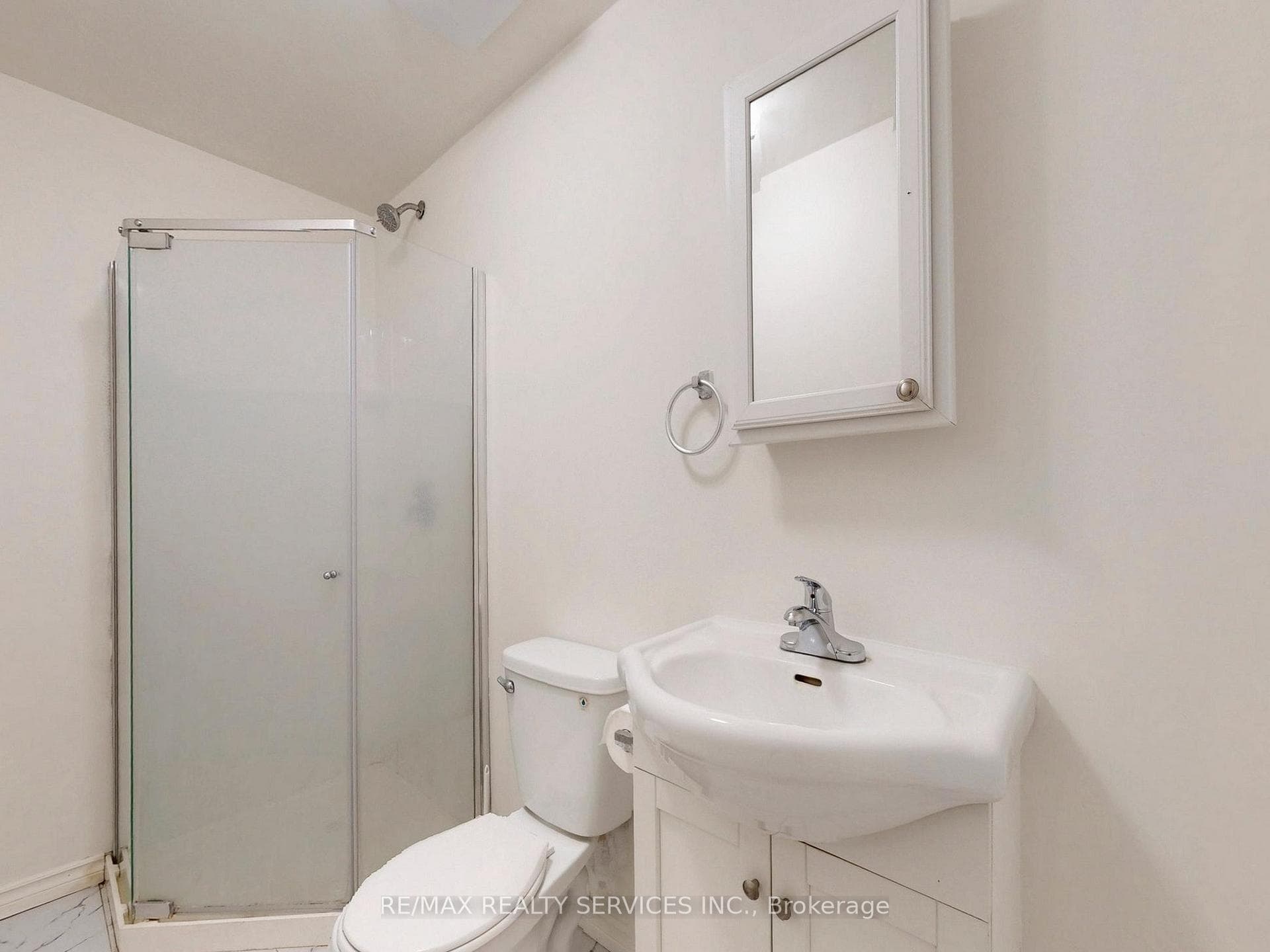149 Marmel Court photo 44