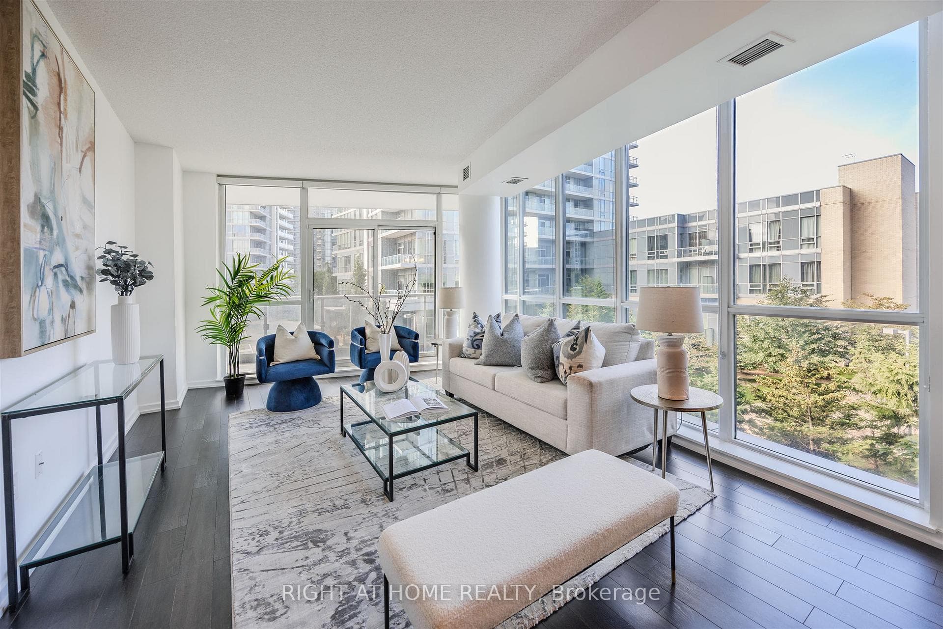 70 Forest Manor Road Unit 206 photo 1