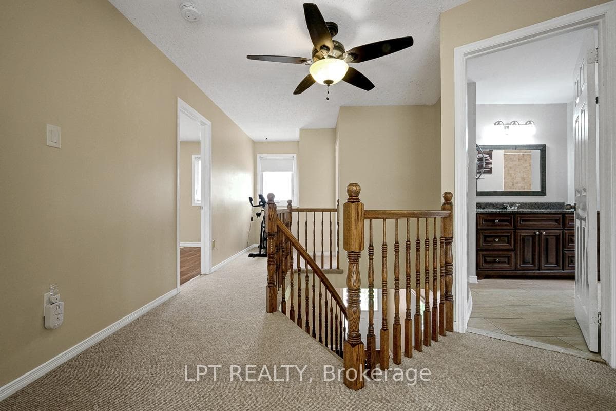 61 Shetland Way photo 23