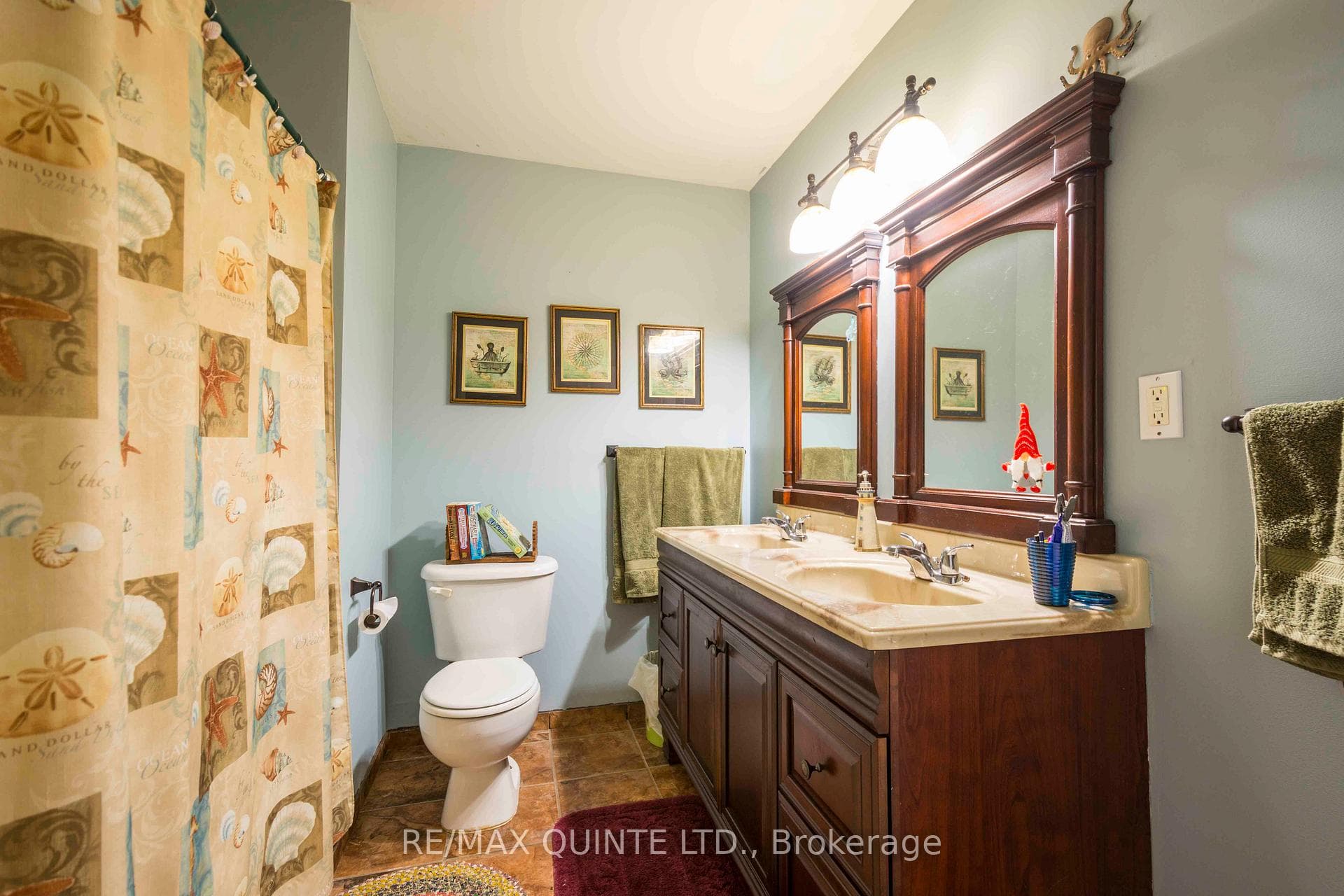 68 Maple Drive photo 16