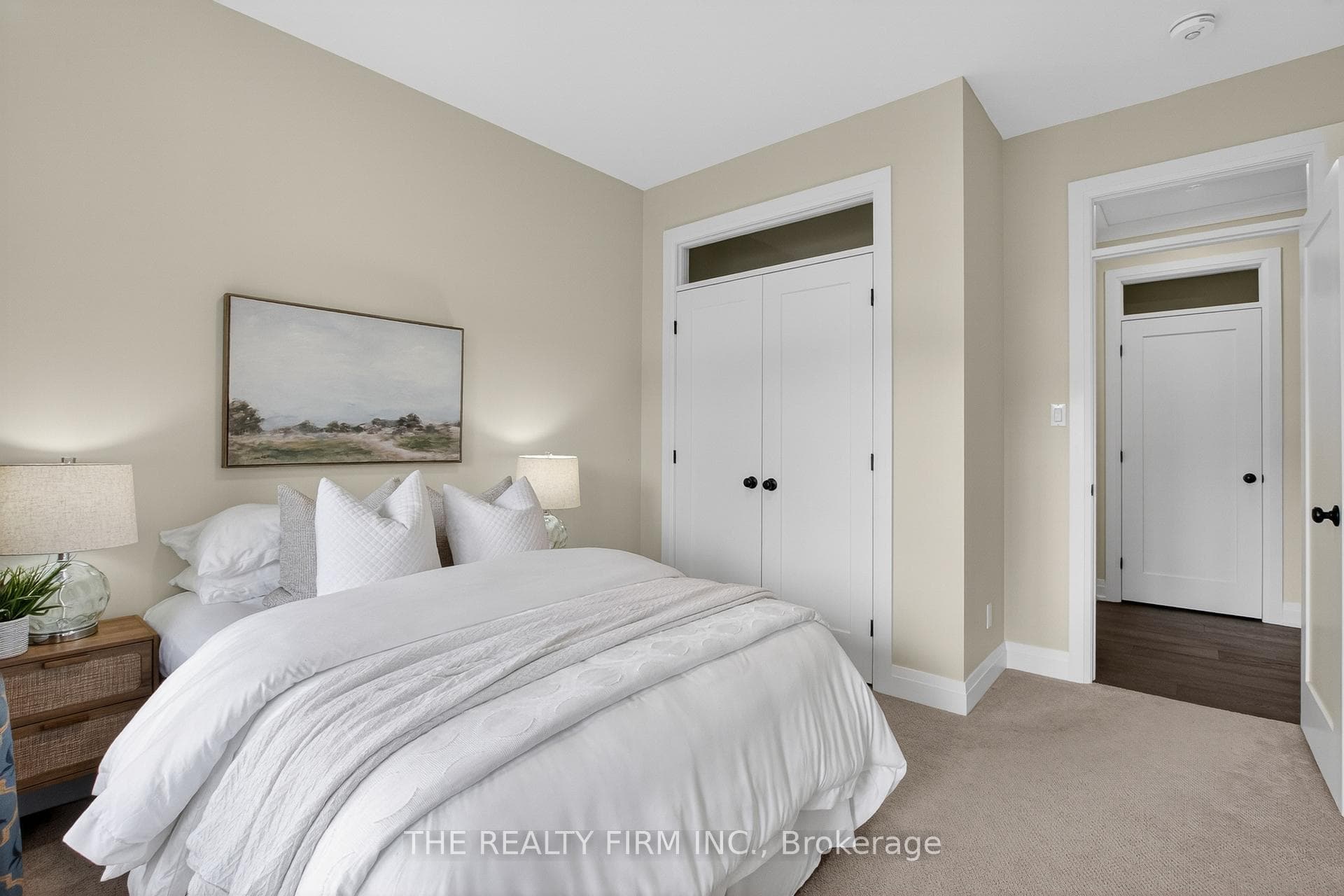 95 Mayapple Crescent photo 7