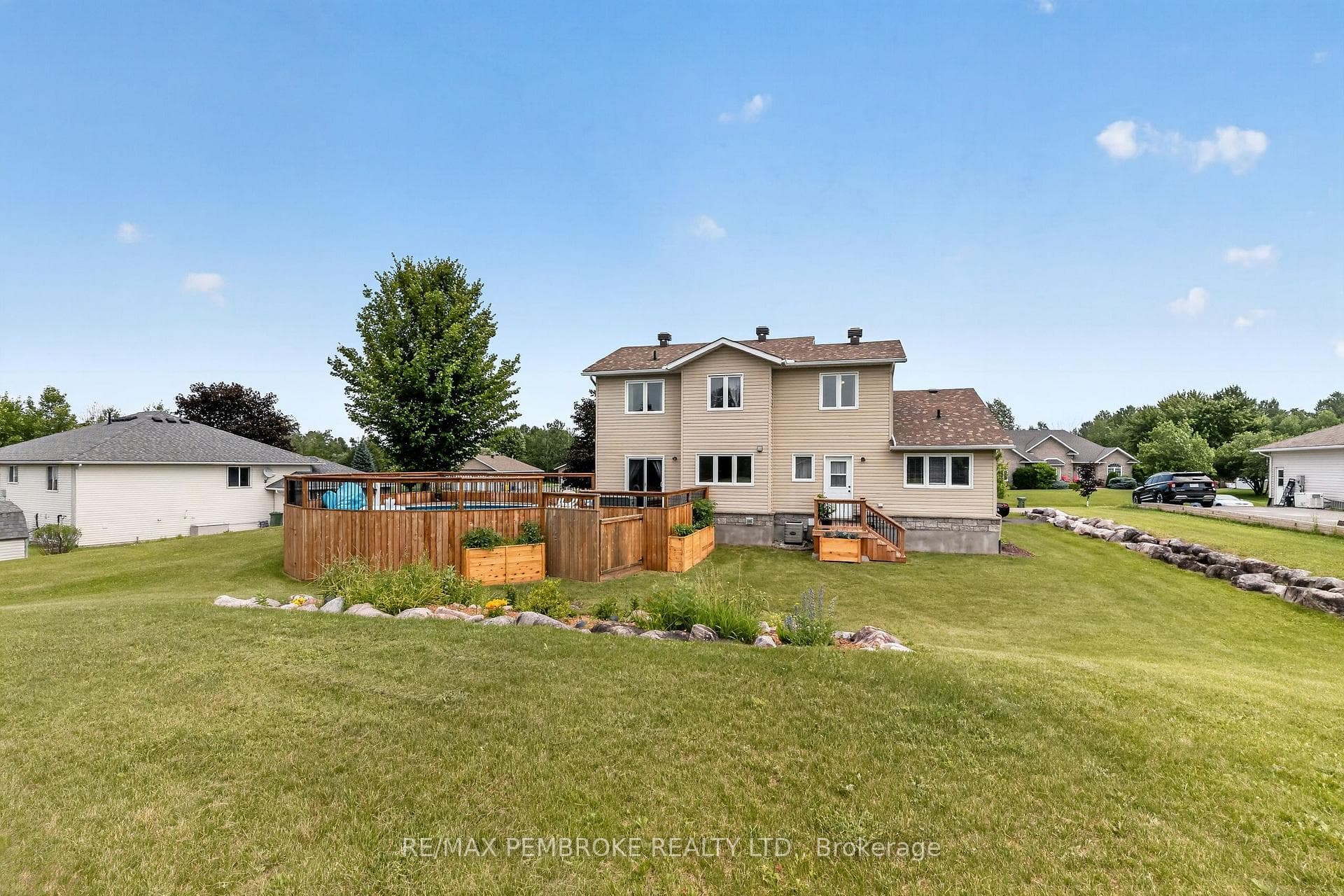 9 Heron Drive photo 44