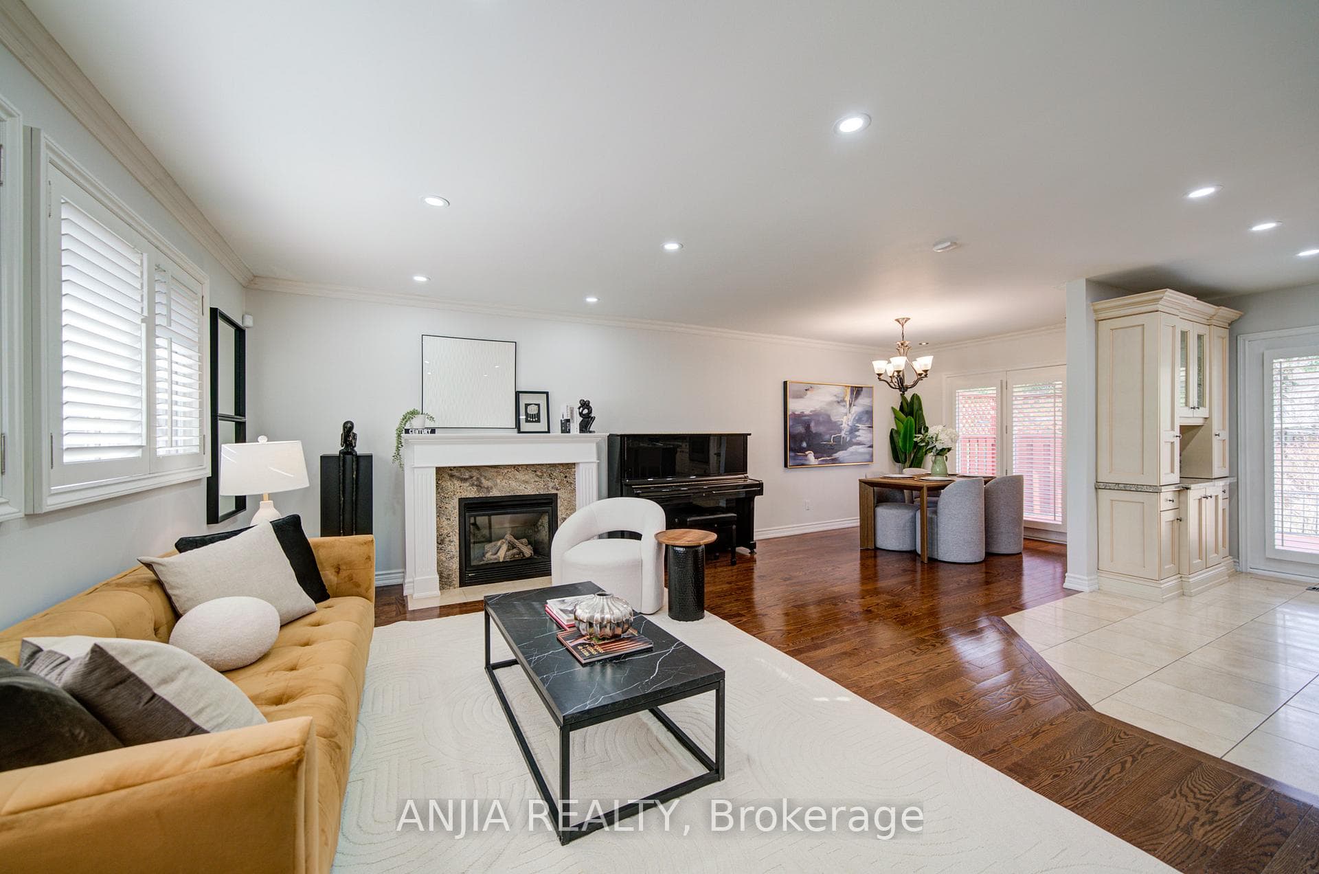 70 Briarwood Road photo 11