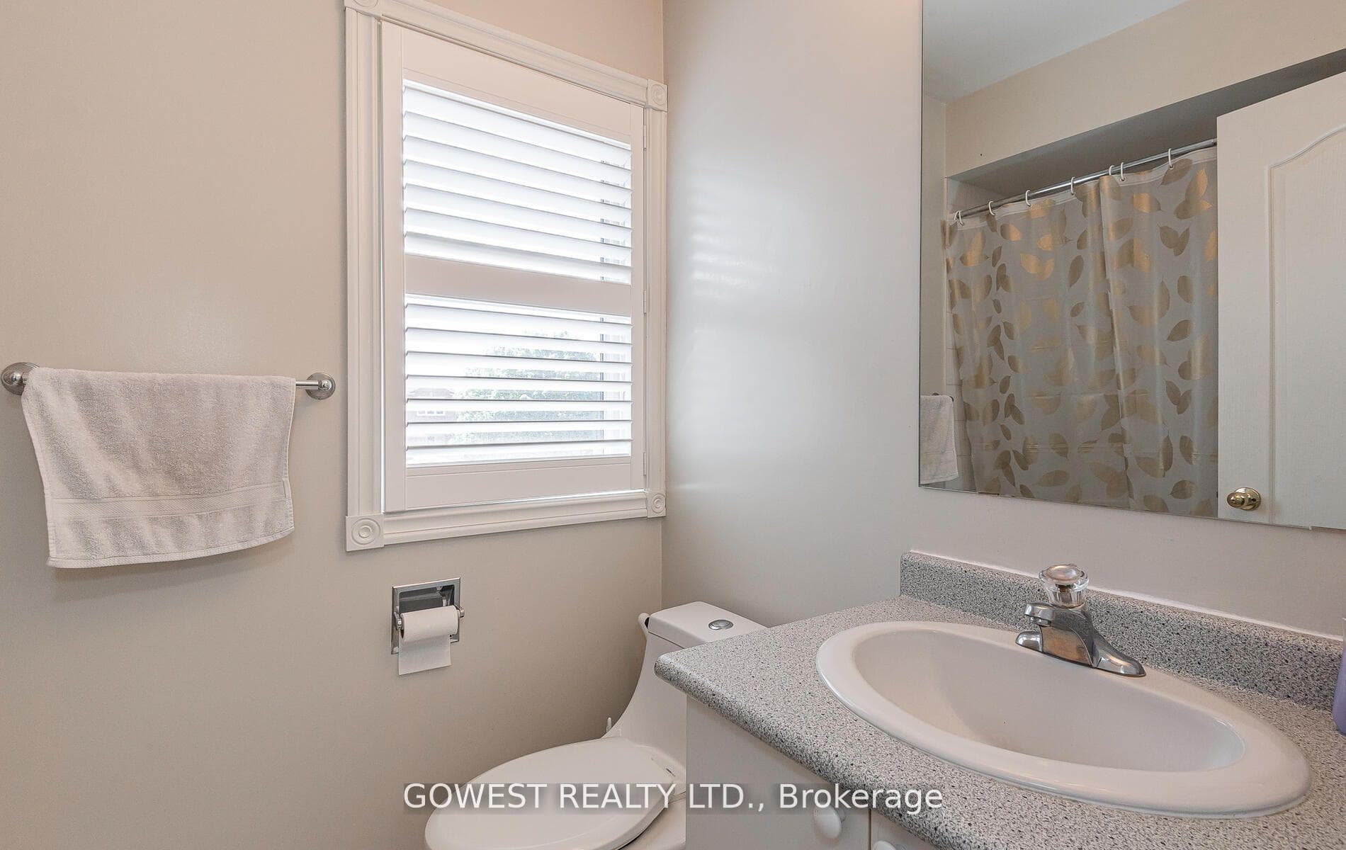 52 Davis Crescent photo 27