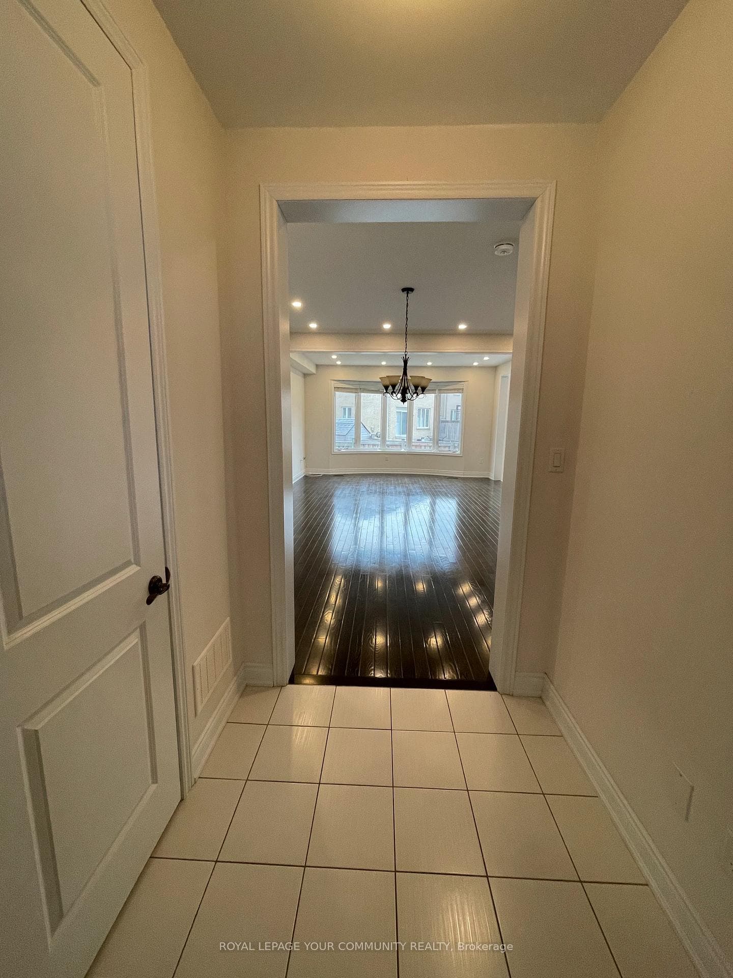 306 Cedar Hedge Road Unit Main photo 2