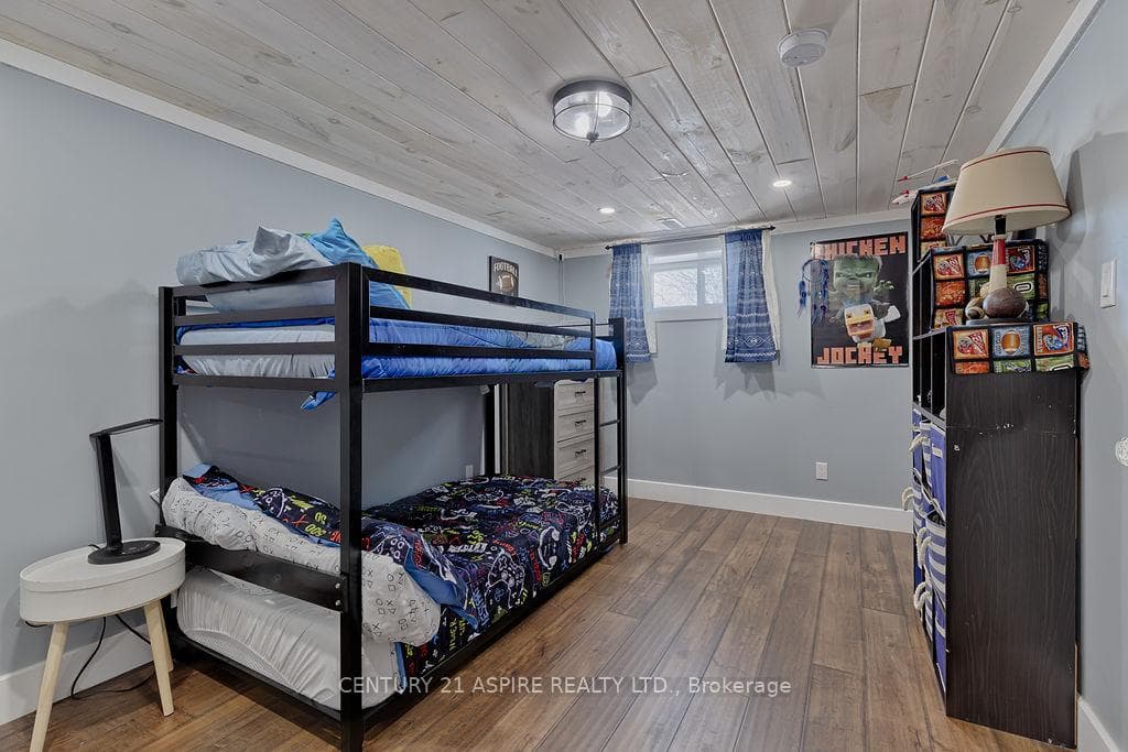 42 Mohns Avenue photo 25