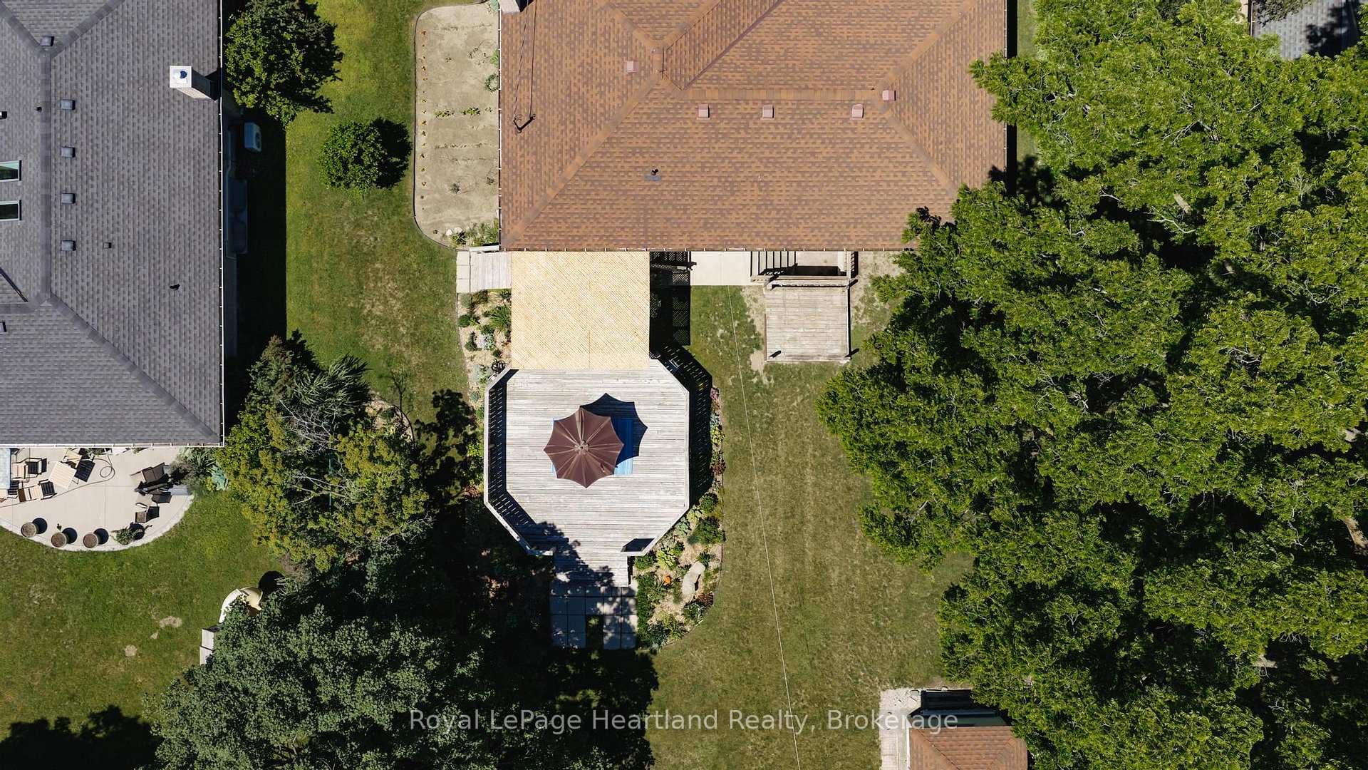 235 Hincks Street photo 40