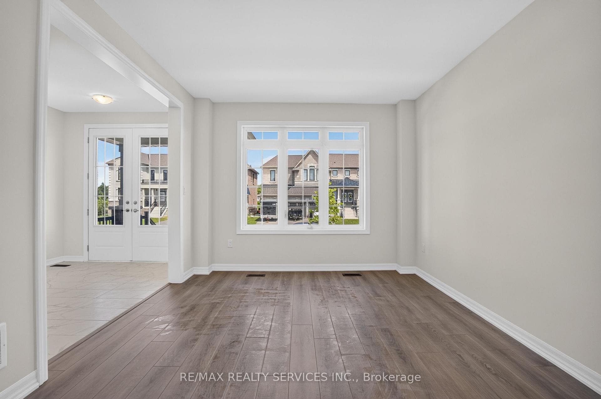 244 Warden Street photo 10