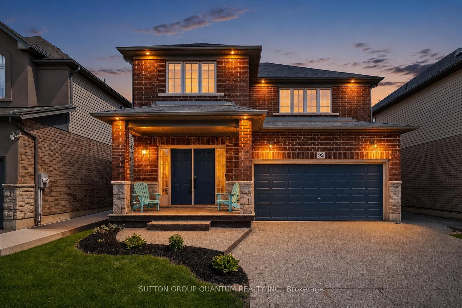 92 Garinger Crescent photo 1