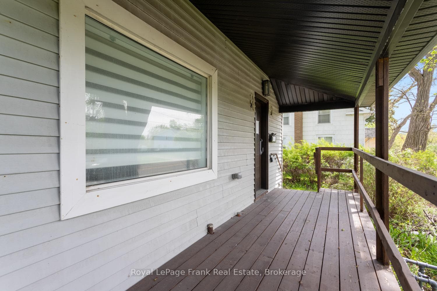 3531 Simcoe Street photo 4