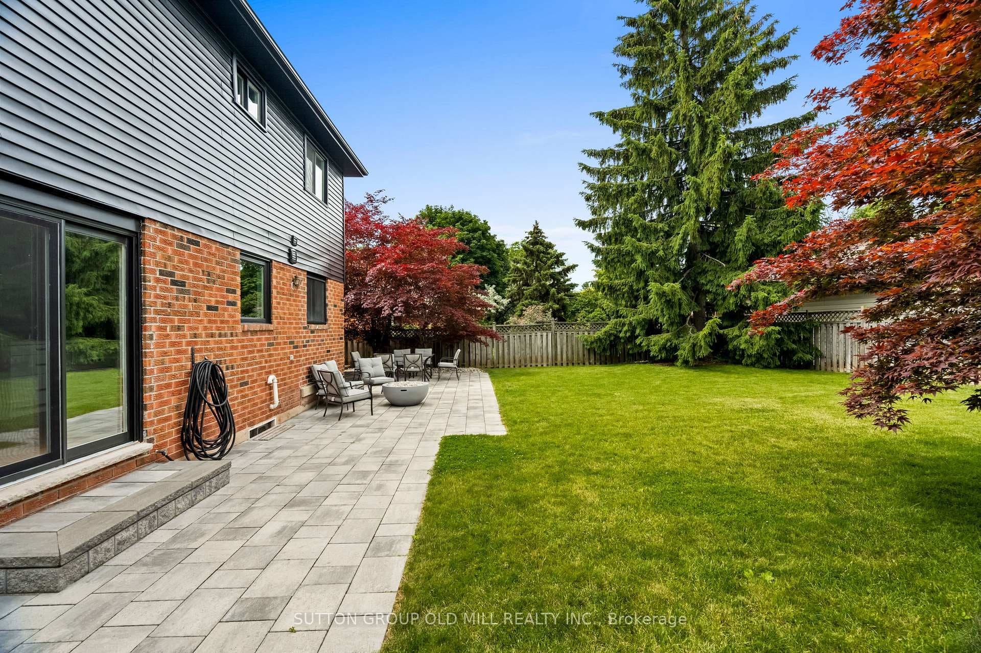 262 Chalmers Street photo 32