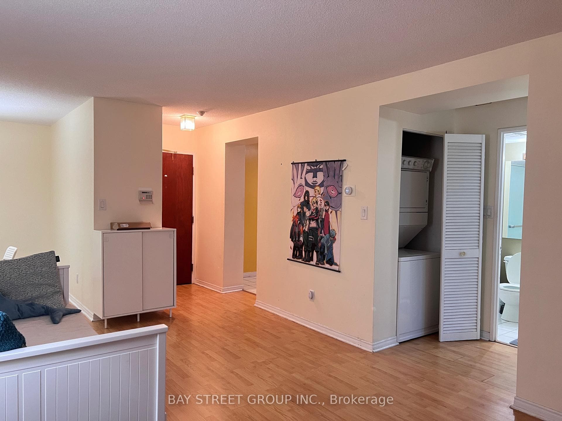 35 Empress Avenue Unit 303 photo 5