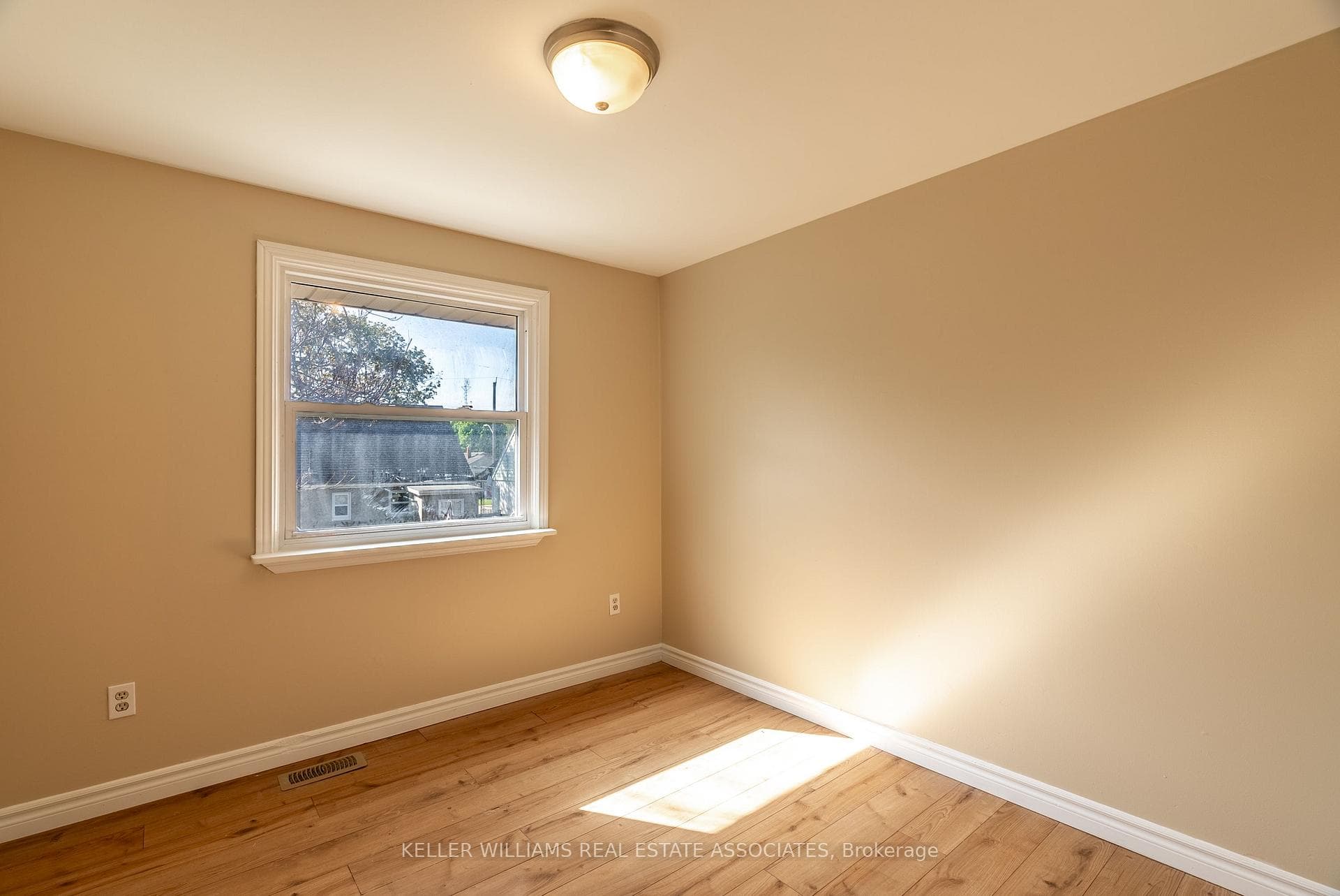 26 Orchard Place photo 14