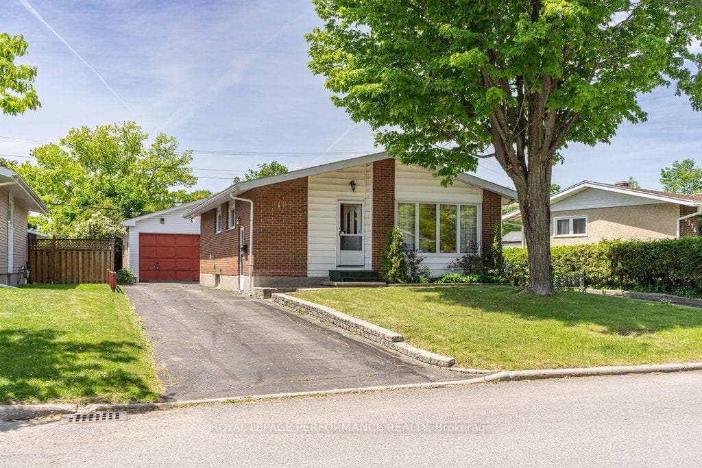 2184 Melfort Street photo 1
