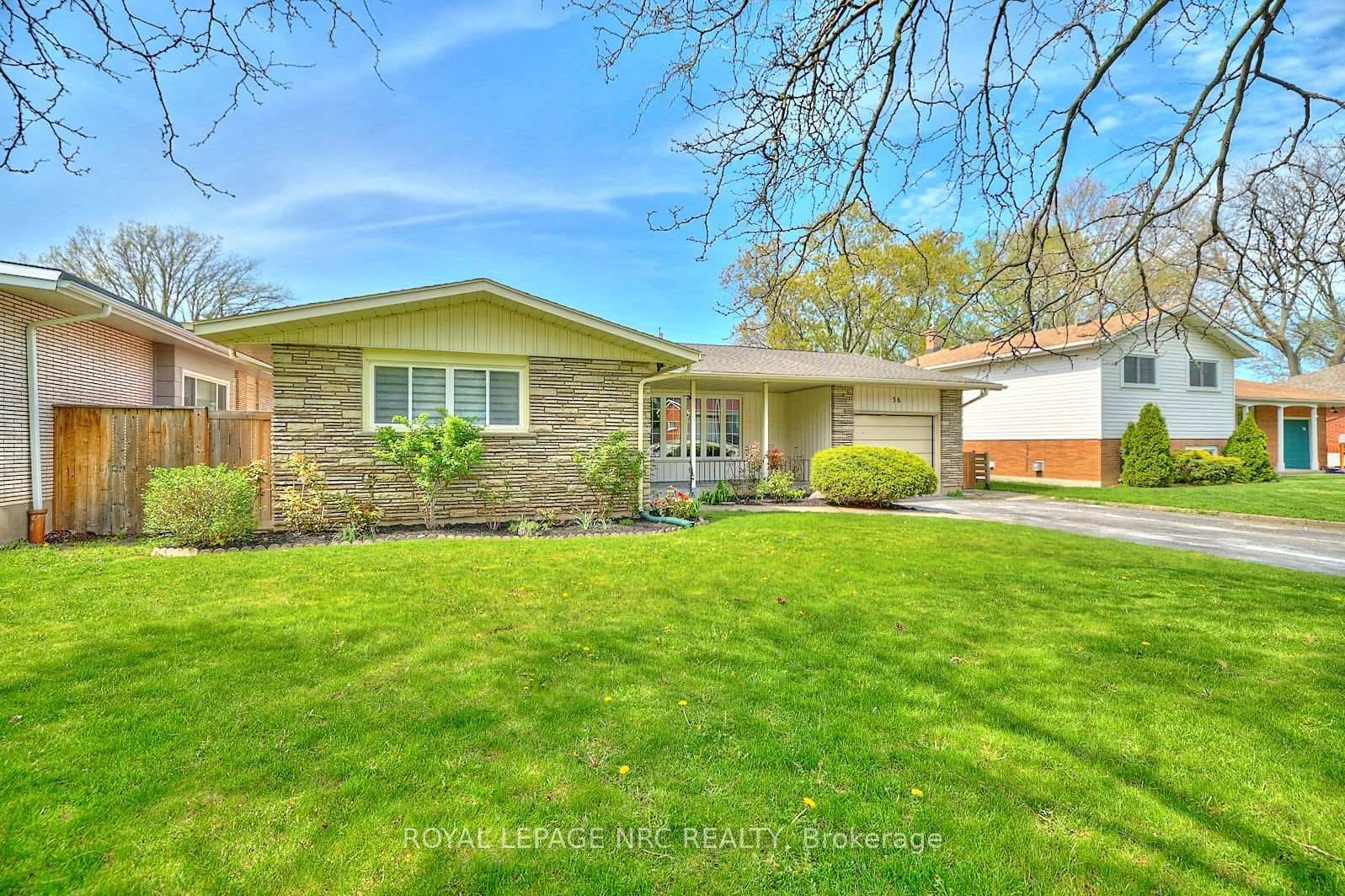36 Valerie Drive photo 4