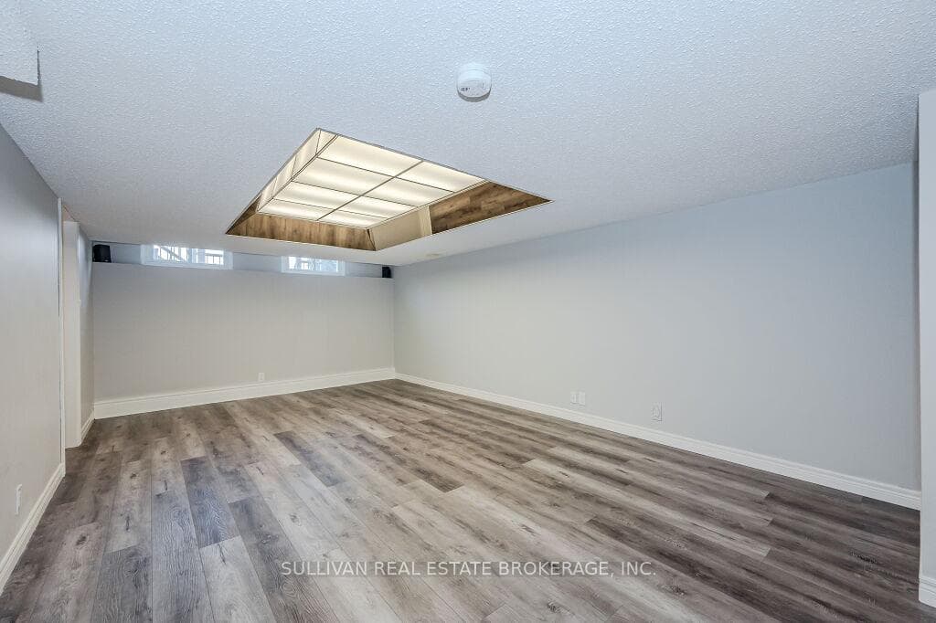 7706 Speedvale Avenue photo 32