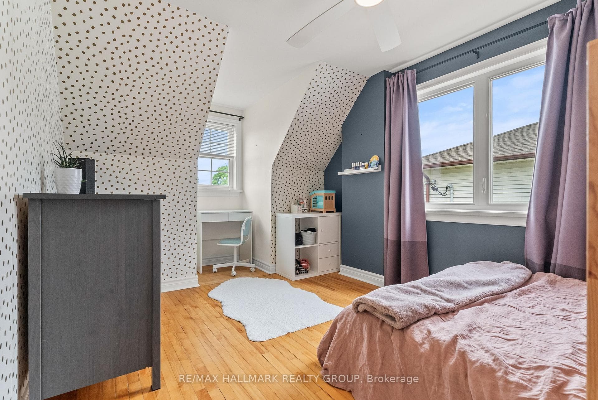 Second bedroom