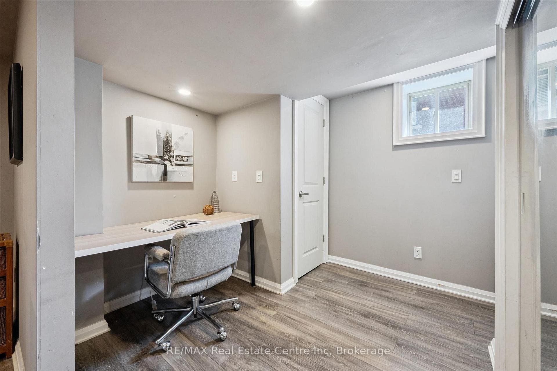 314 PAISLEY Road photo 13