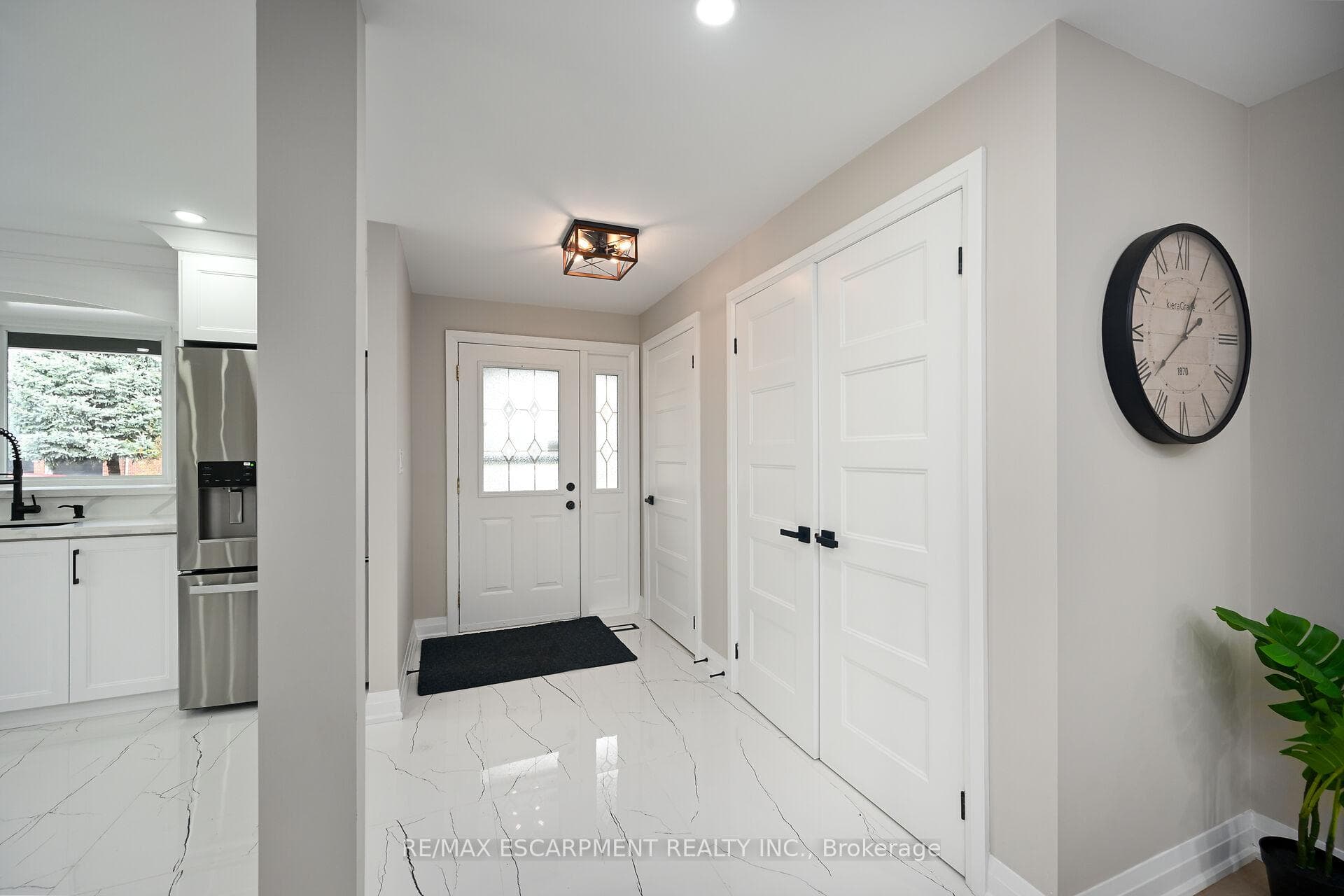 75 Randall Avenue photo 36