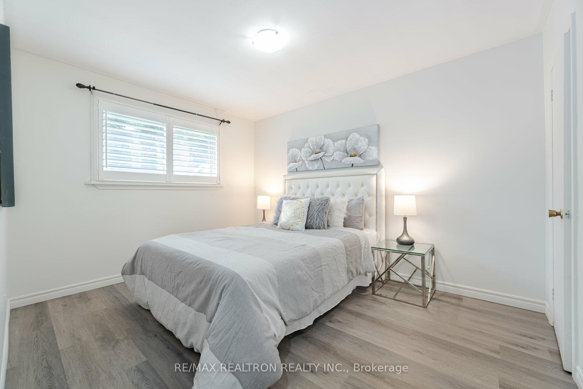 726 Brimorton Drive photo 18