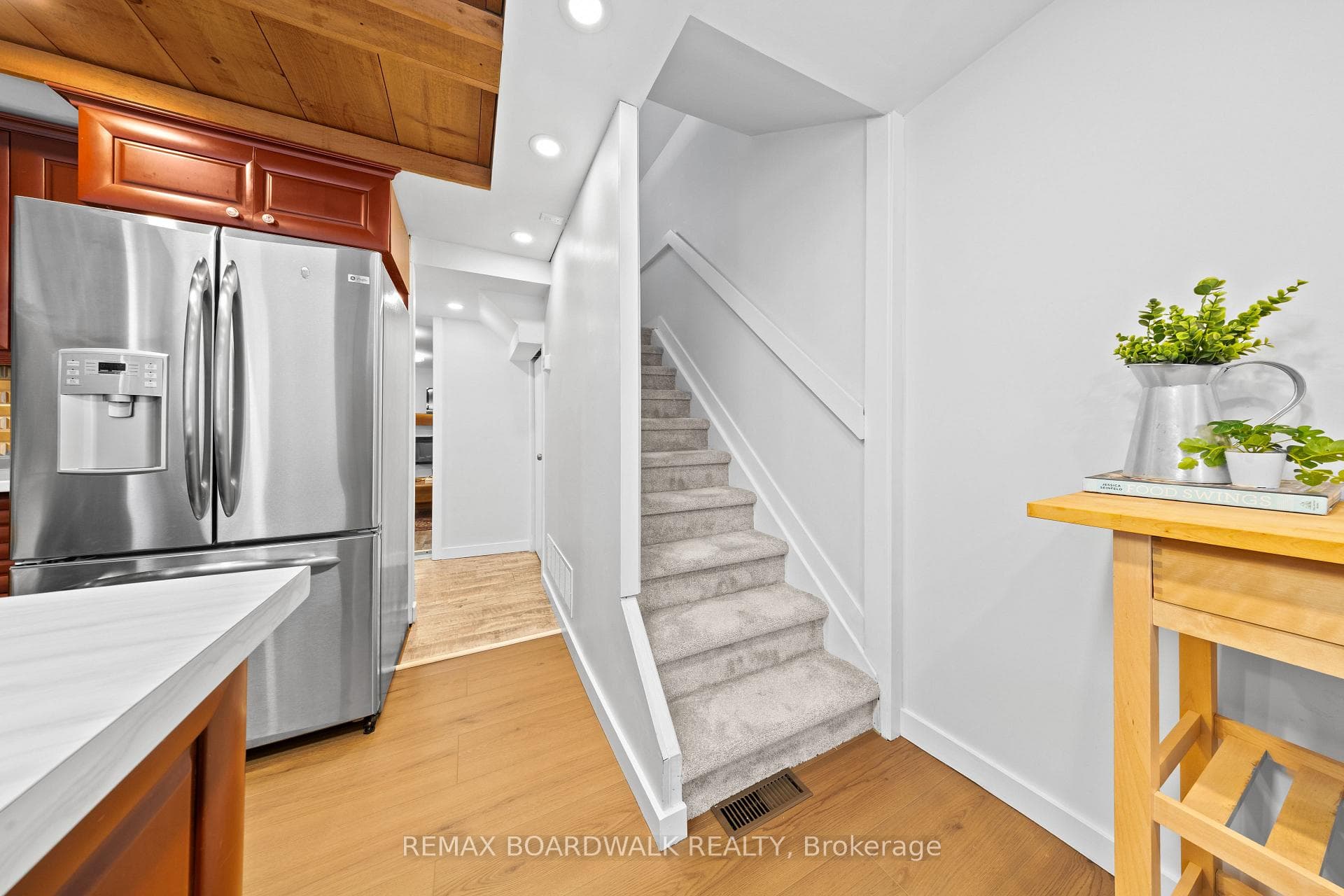 216 Augusta Street photo 12